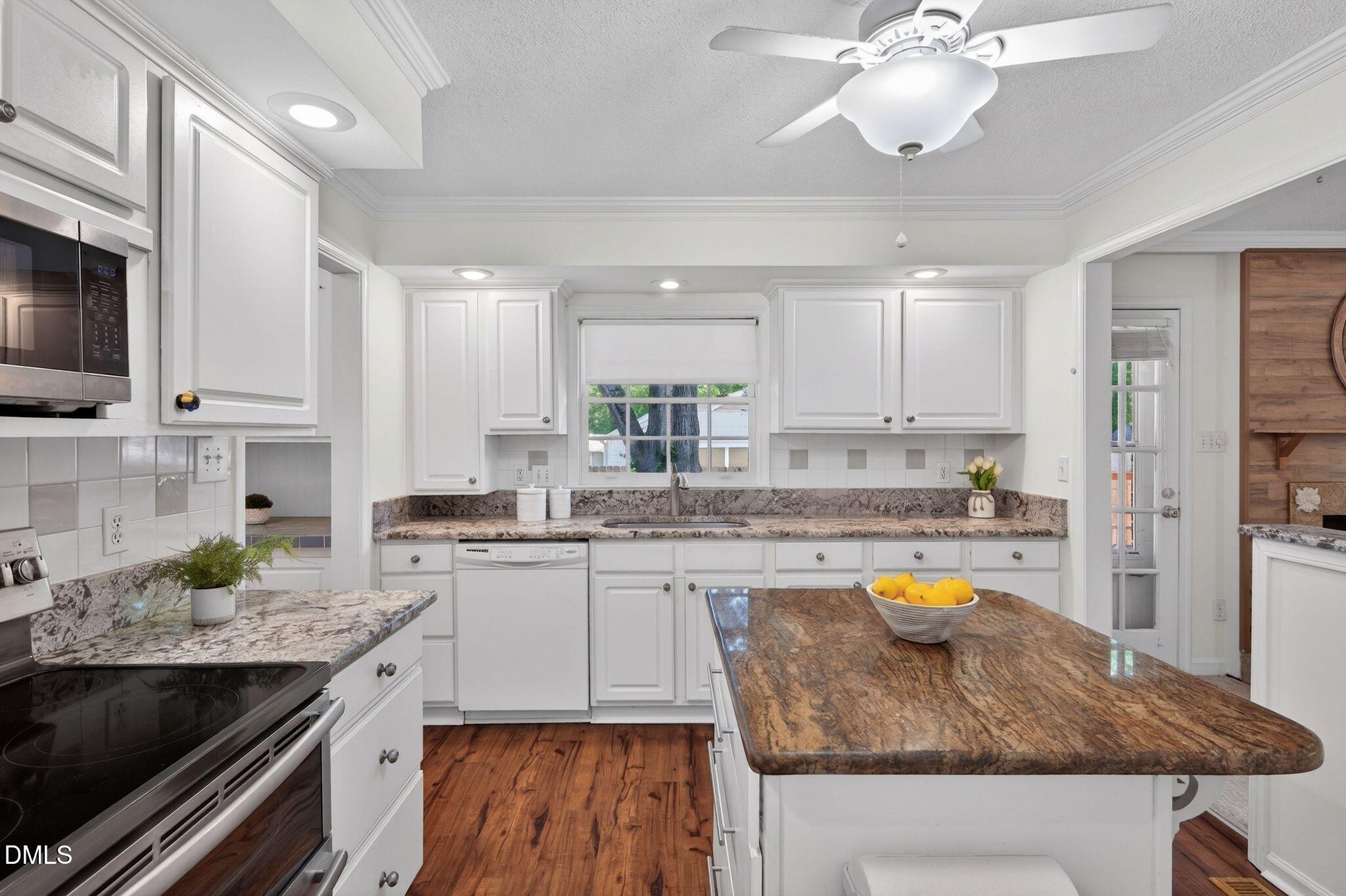 920 Laura Duncan Road