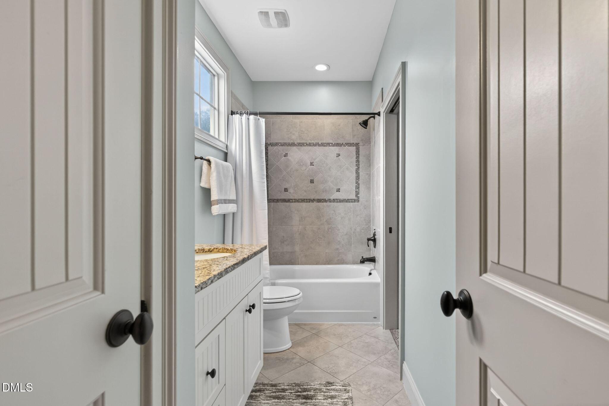 5208 Blakenbran Trail
