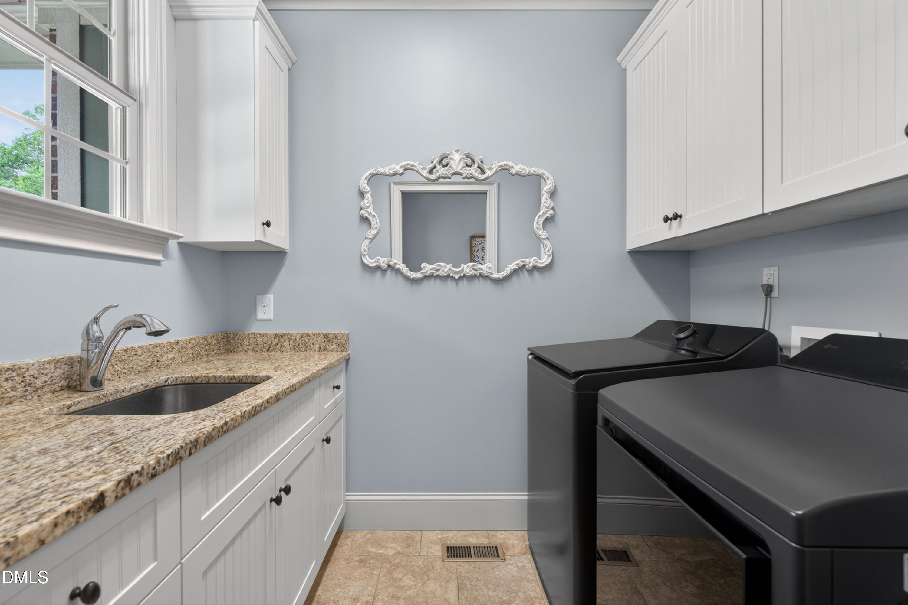 5208 Blakenbran Trail