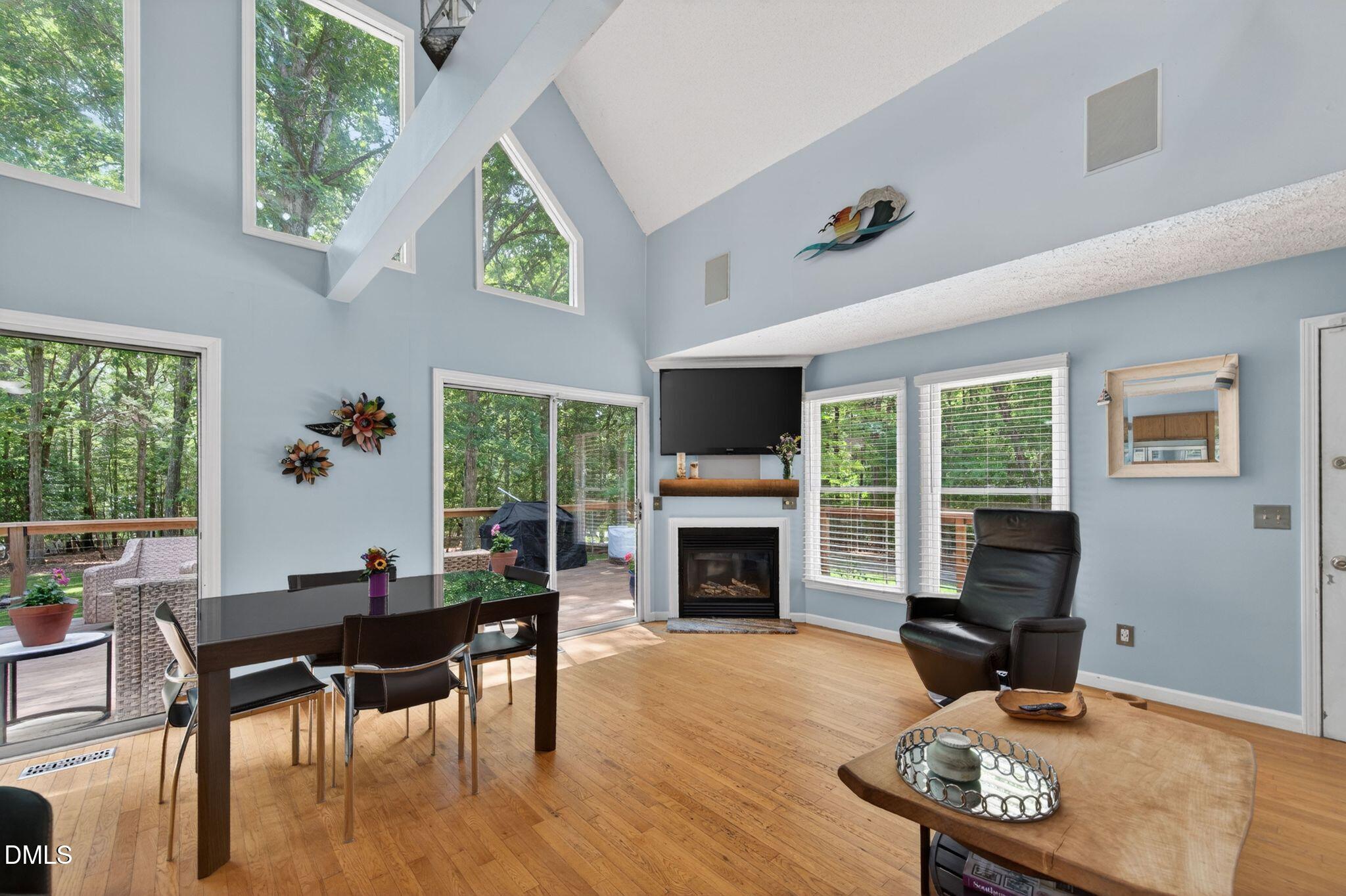 298 Forest Lane