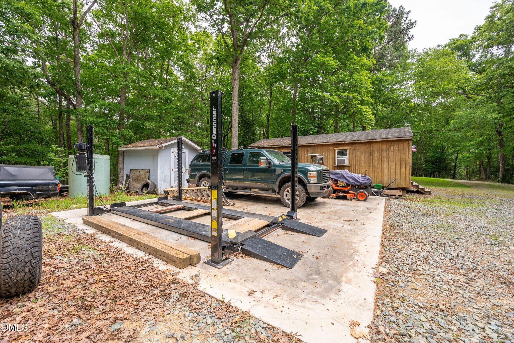 298 Forest Lane