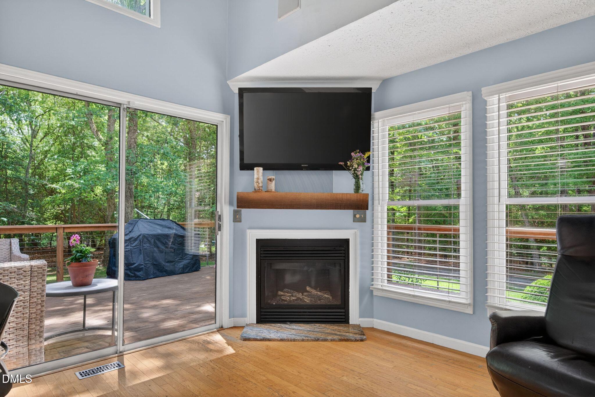 298 Forest Lane