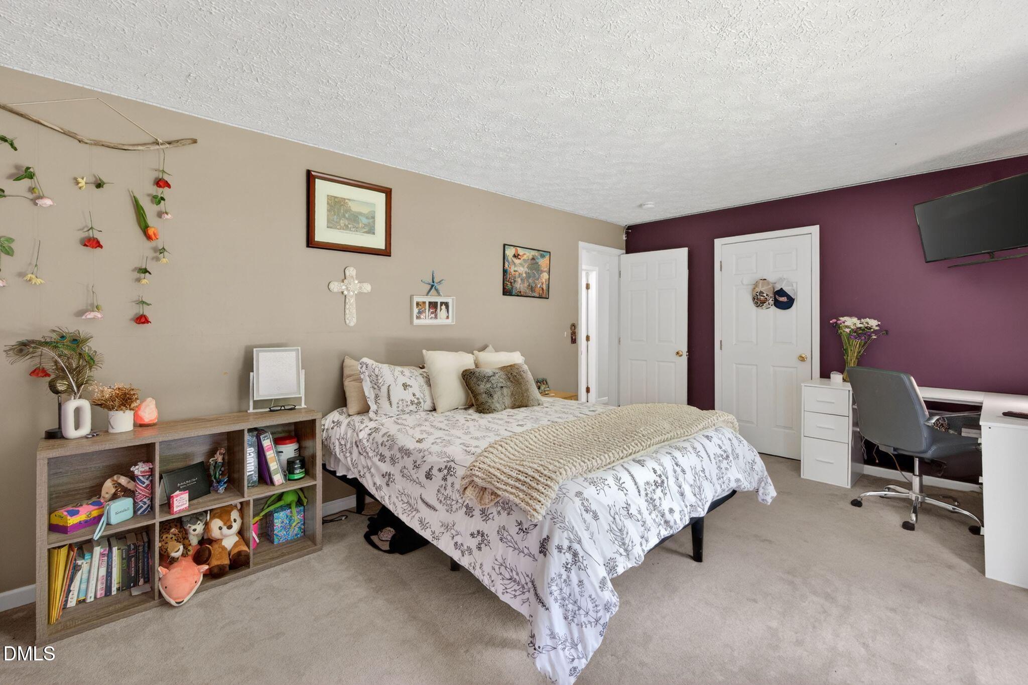 298 Forest Lane