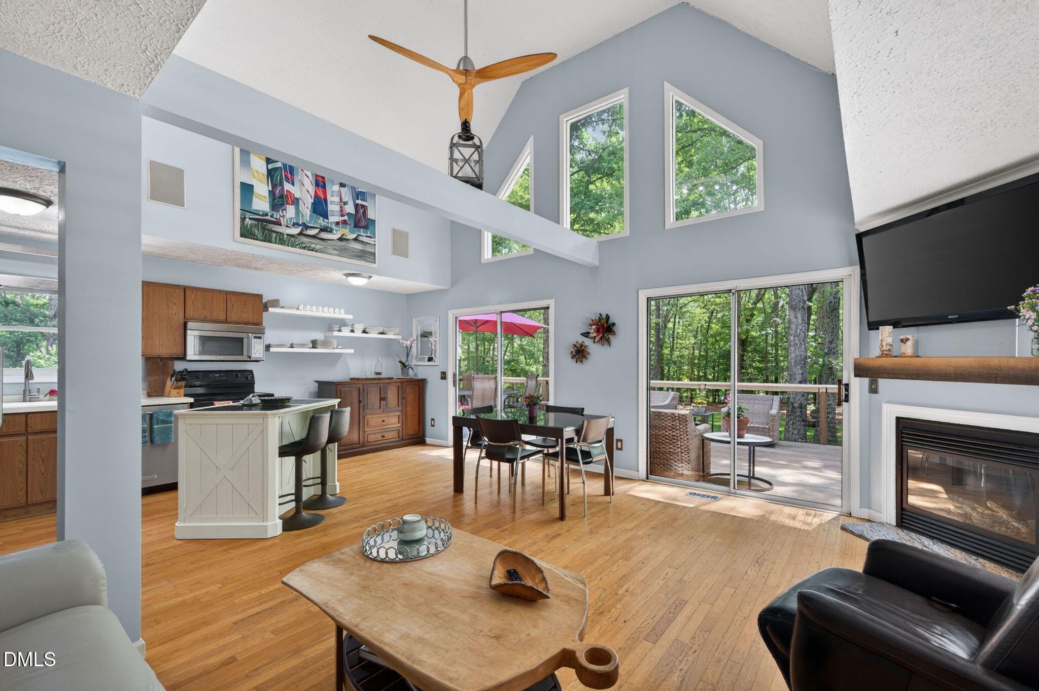 298 Forest Lane