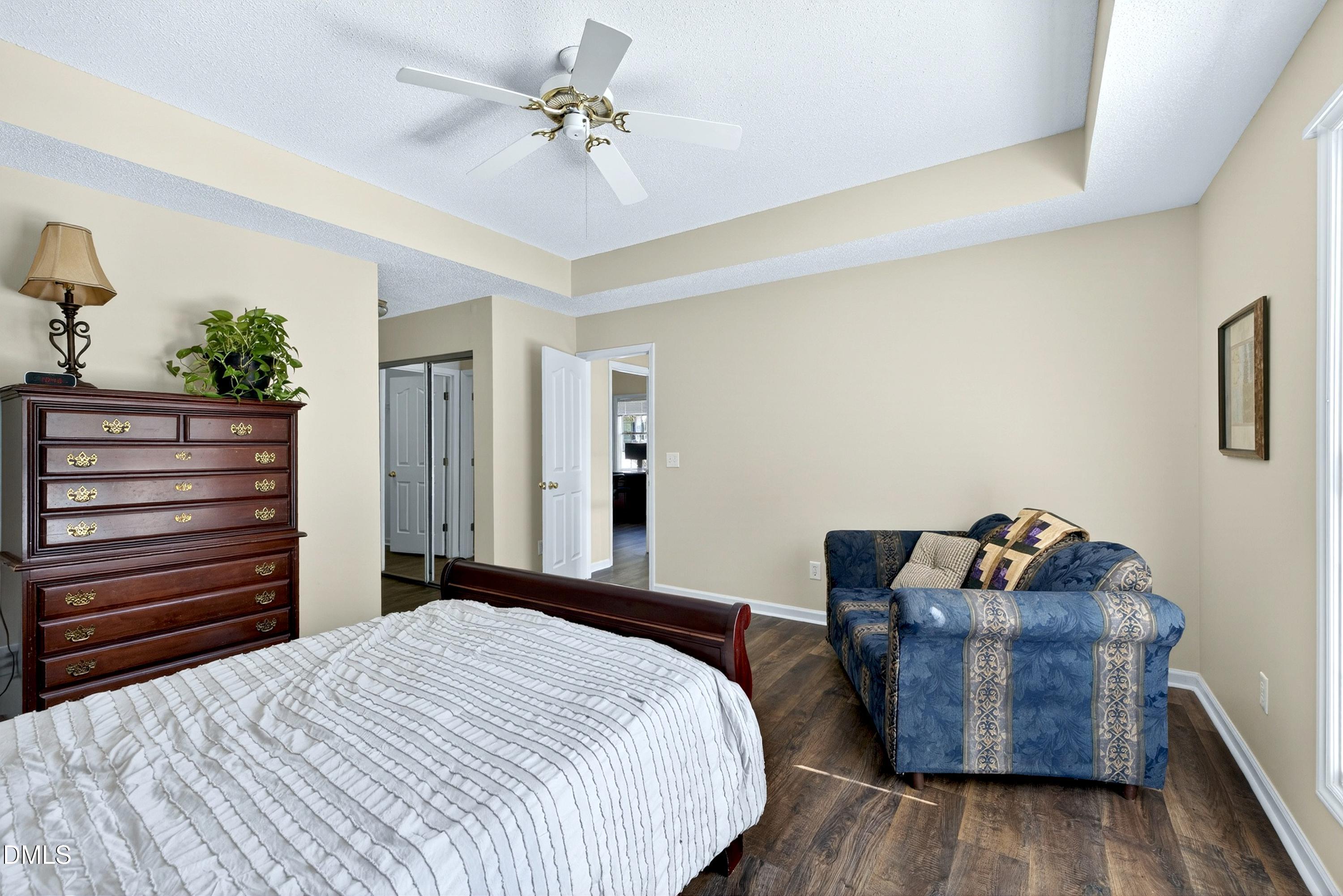 8301 Amber Leaf Court