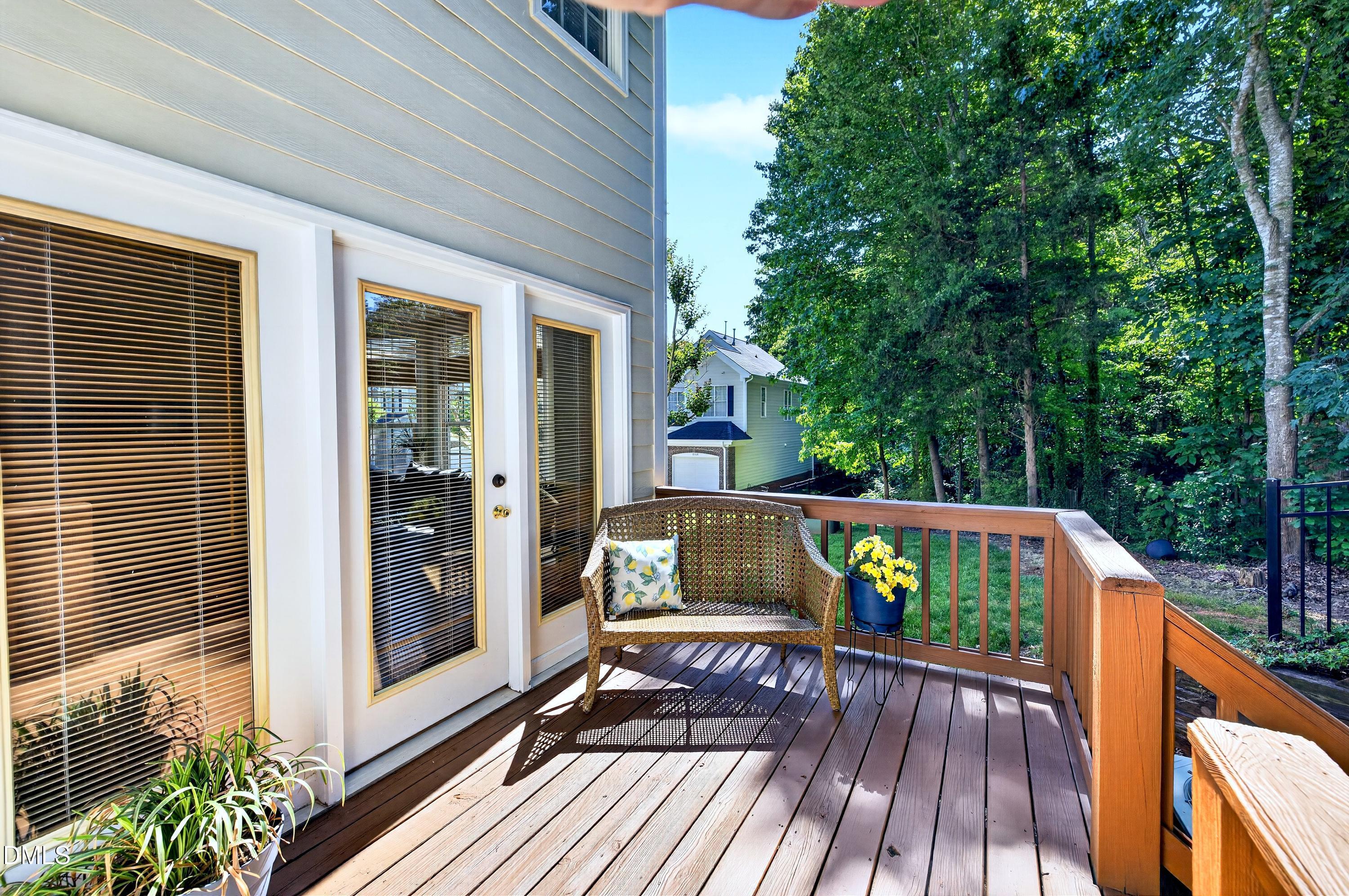 8301 Amber Leaf Court