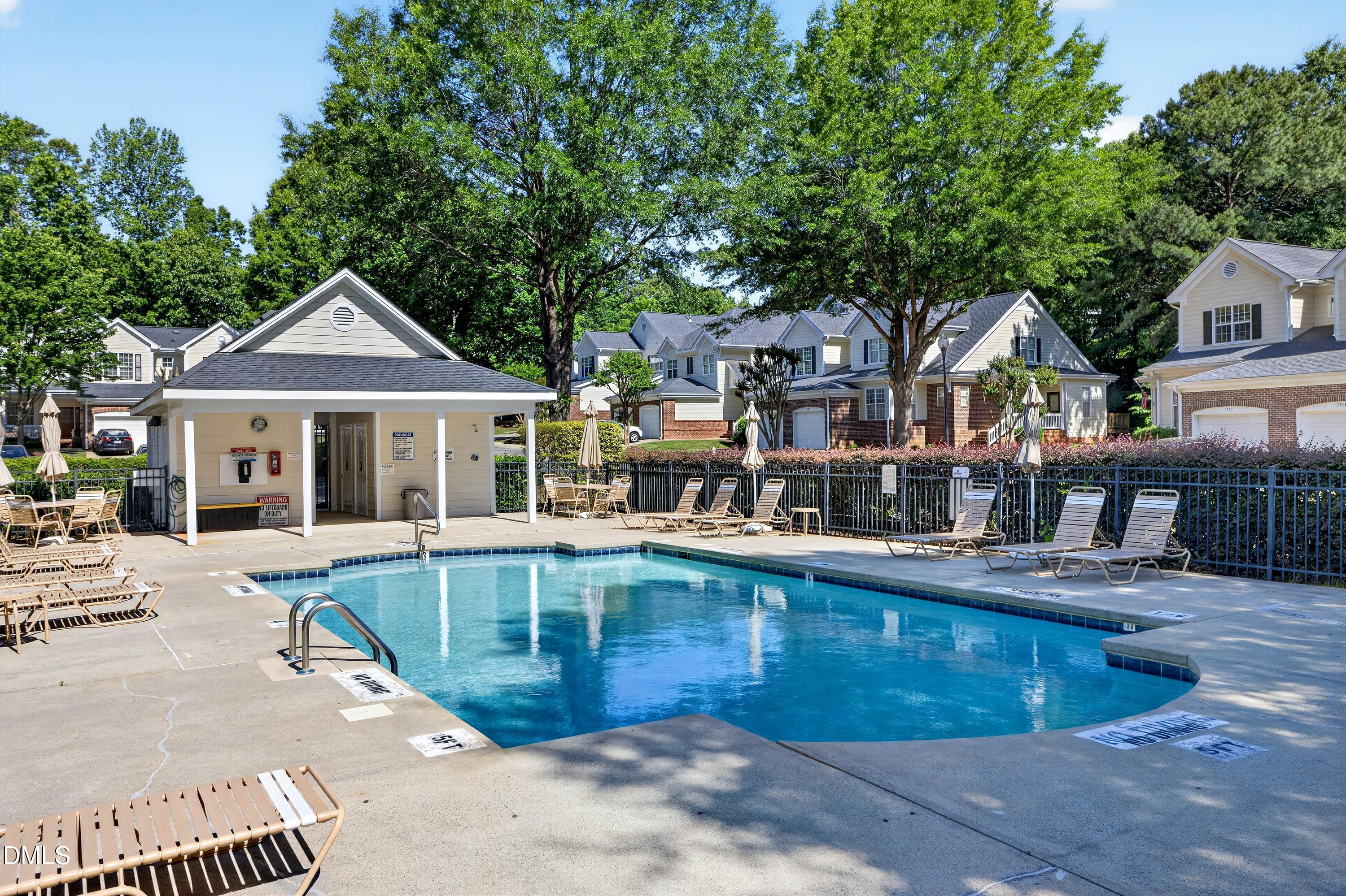 8301 Amber Leaf Court