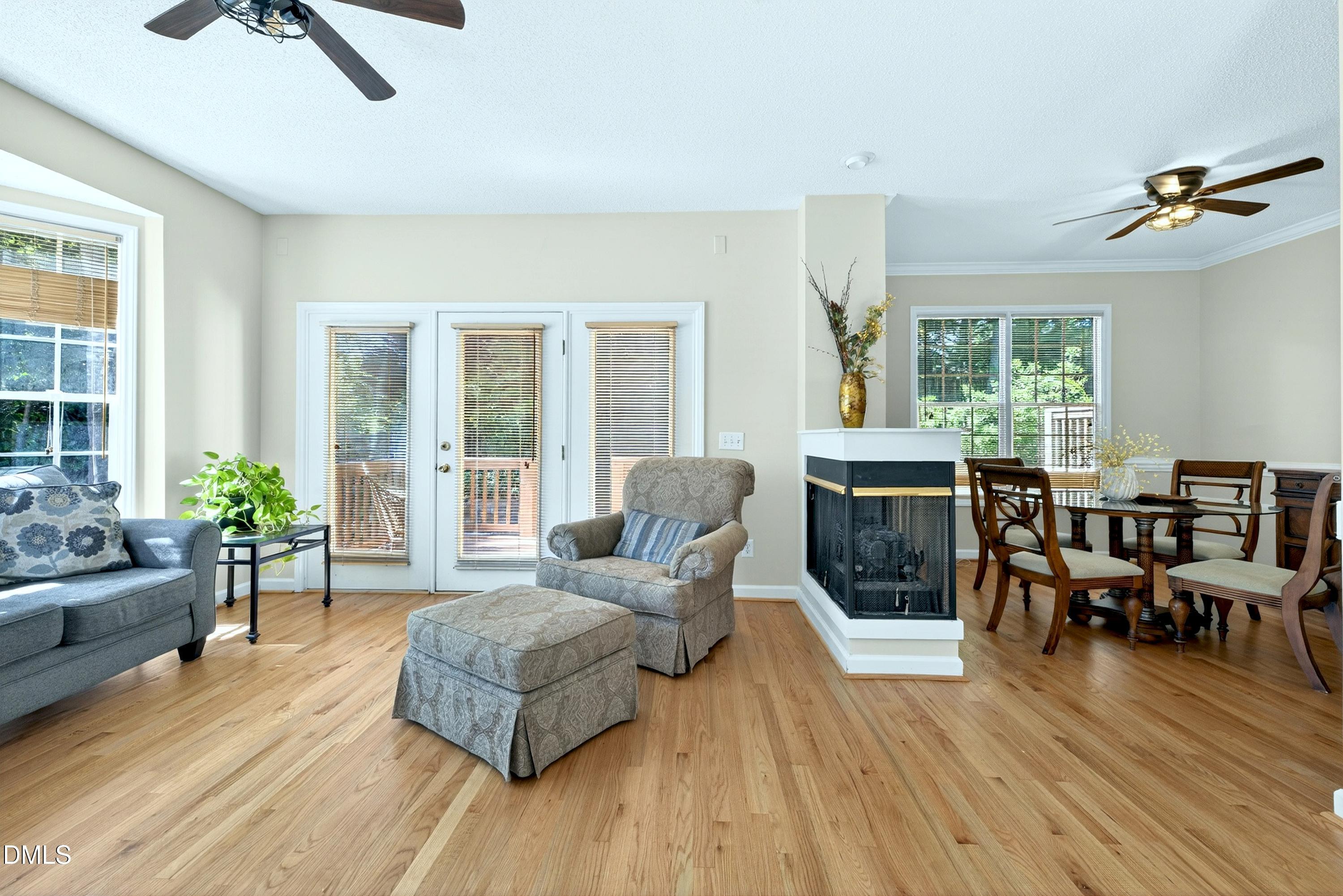 8301 Amber Leaf Court