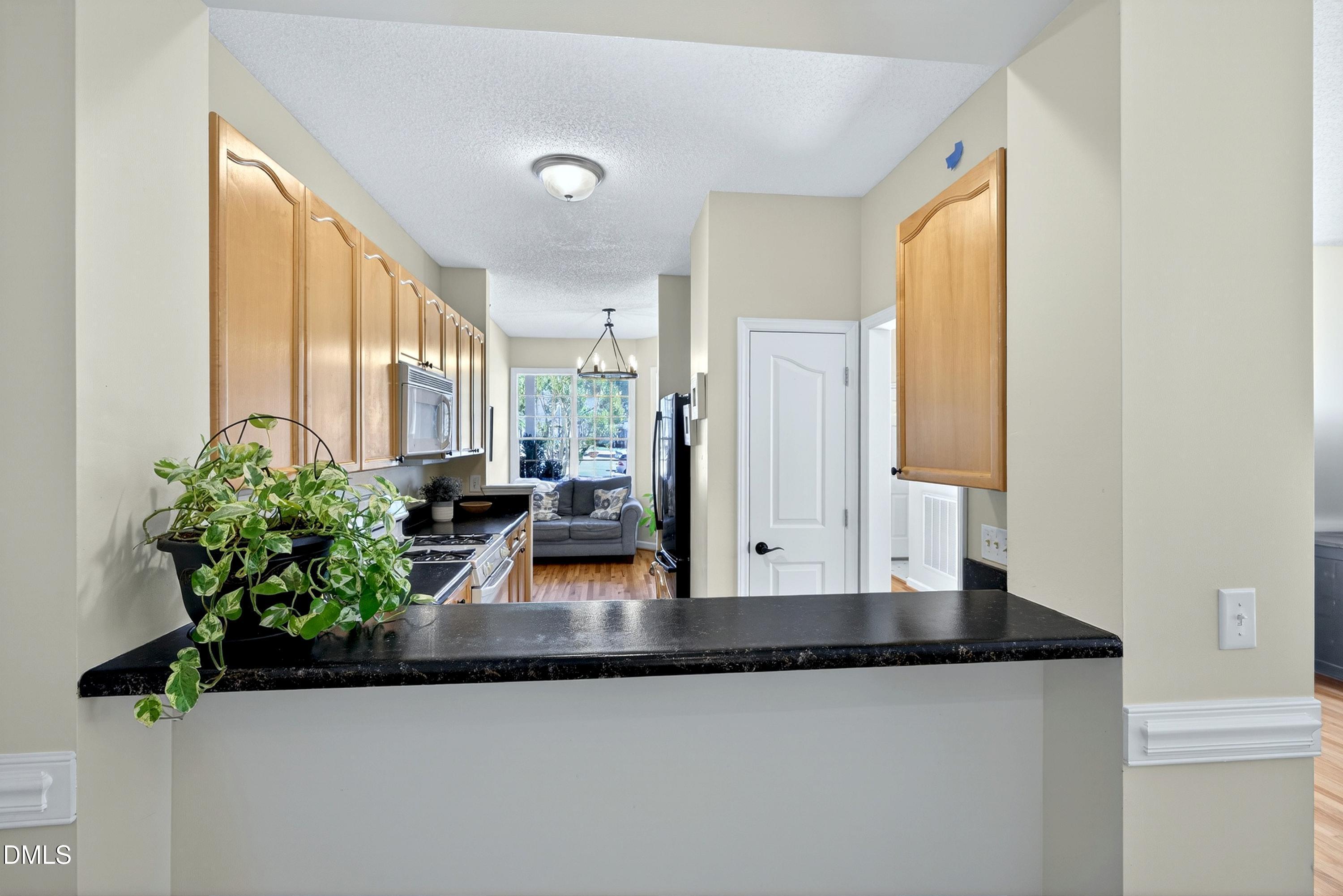 8301 Amber Leaf Court