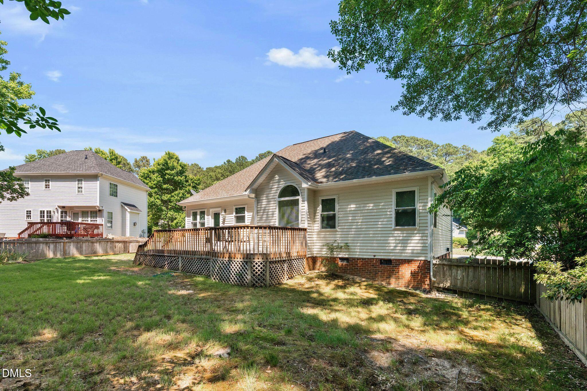 2733 Glastonbury Road
