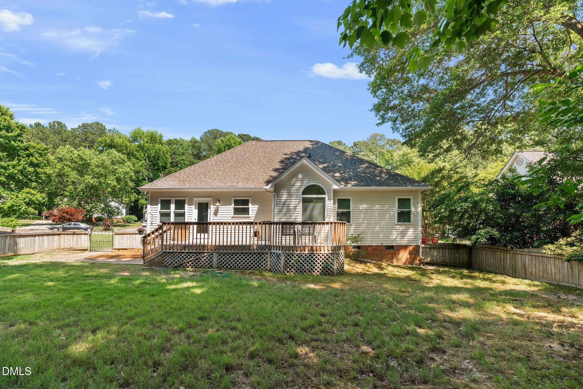 2733 Glastonbury Road