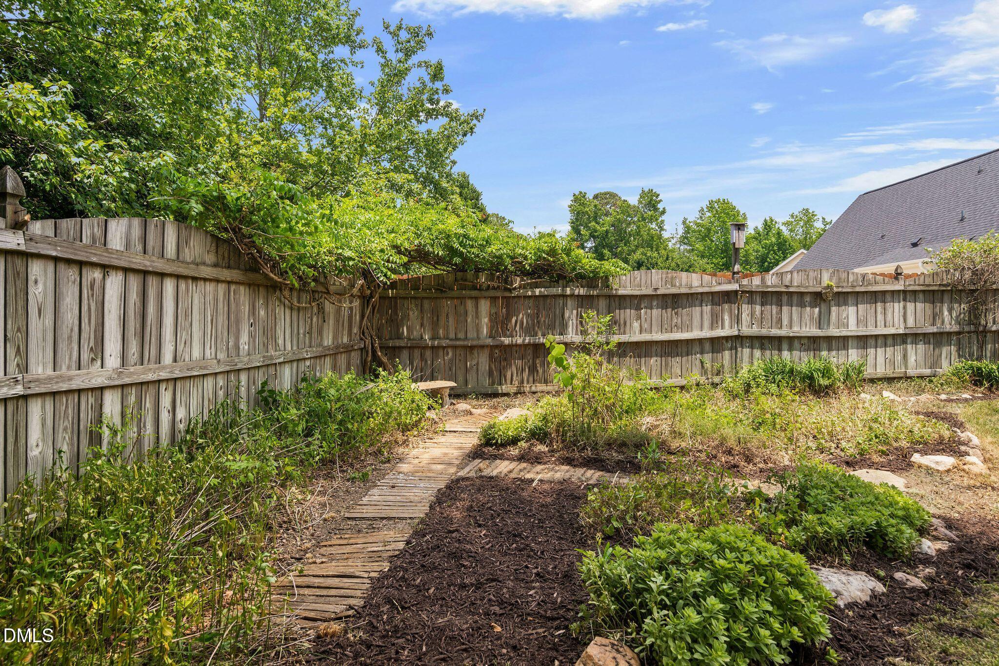 108 Grassy Ridge Court