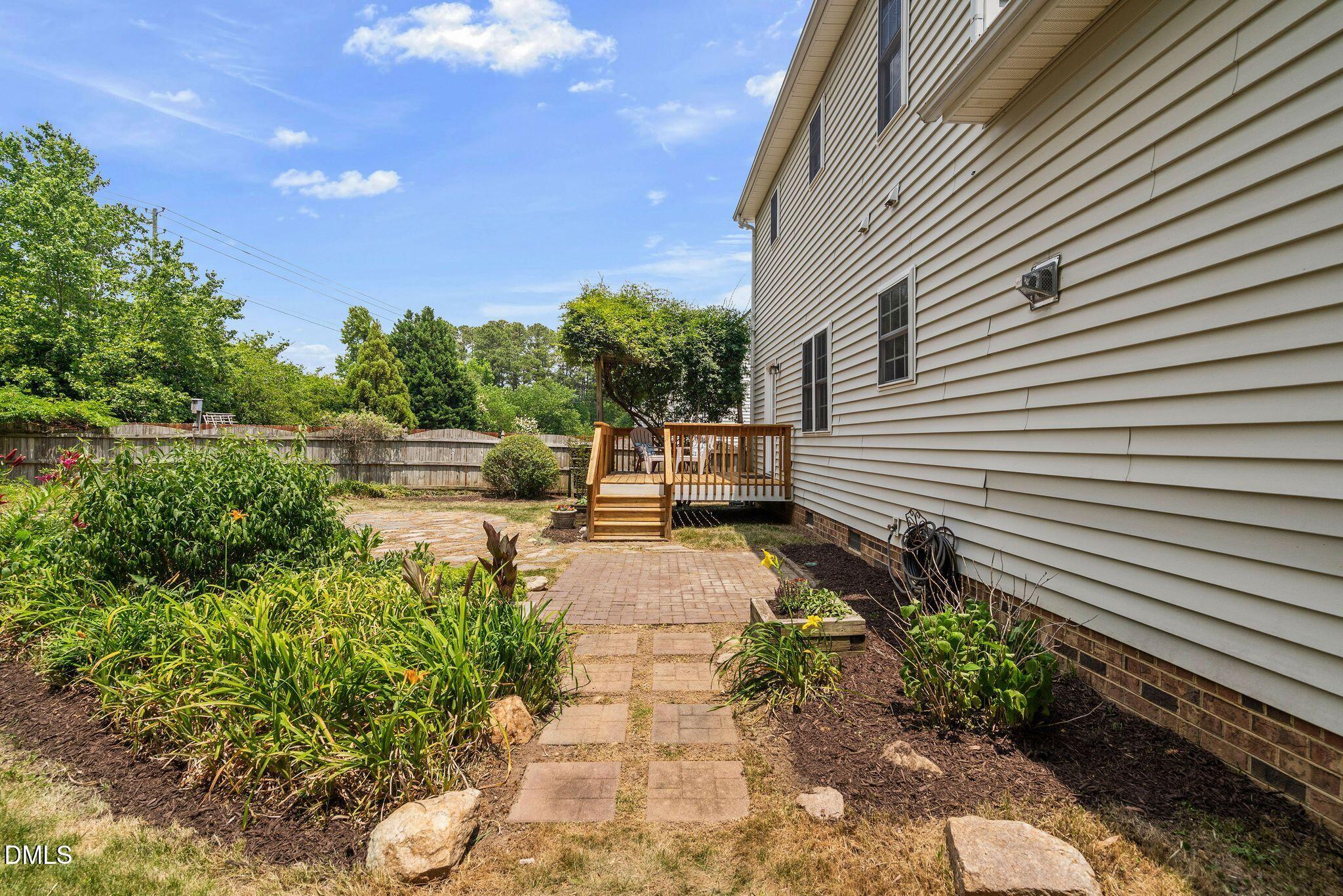 108 Grassy Ridge Court