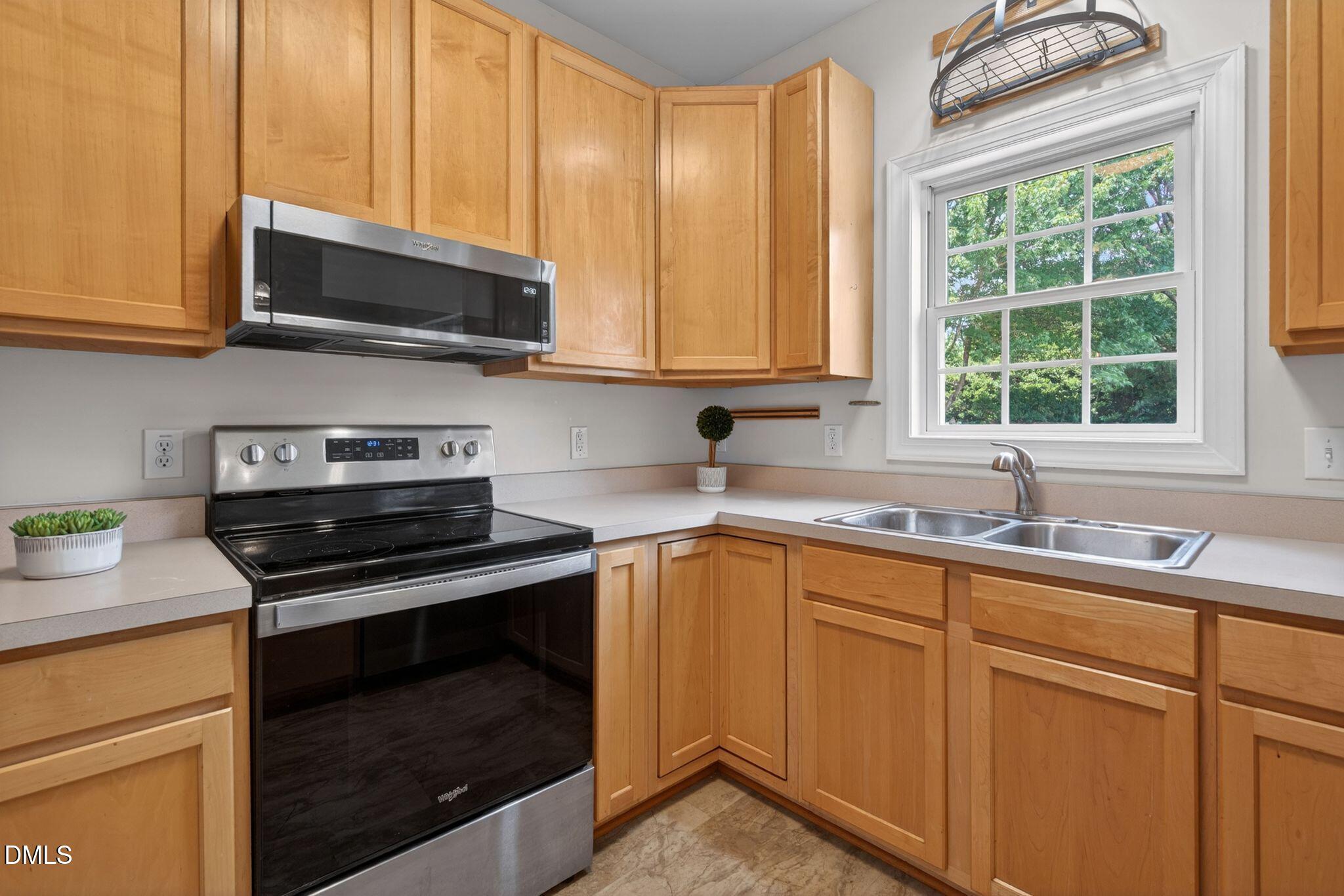 108 Grassy Ridge Court
