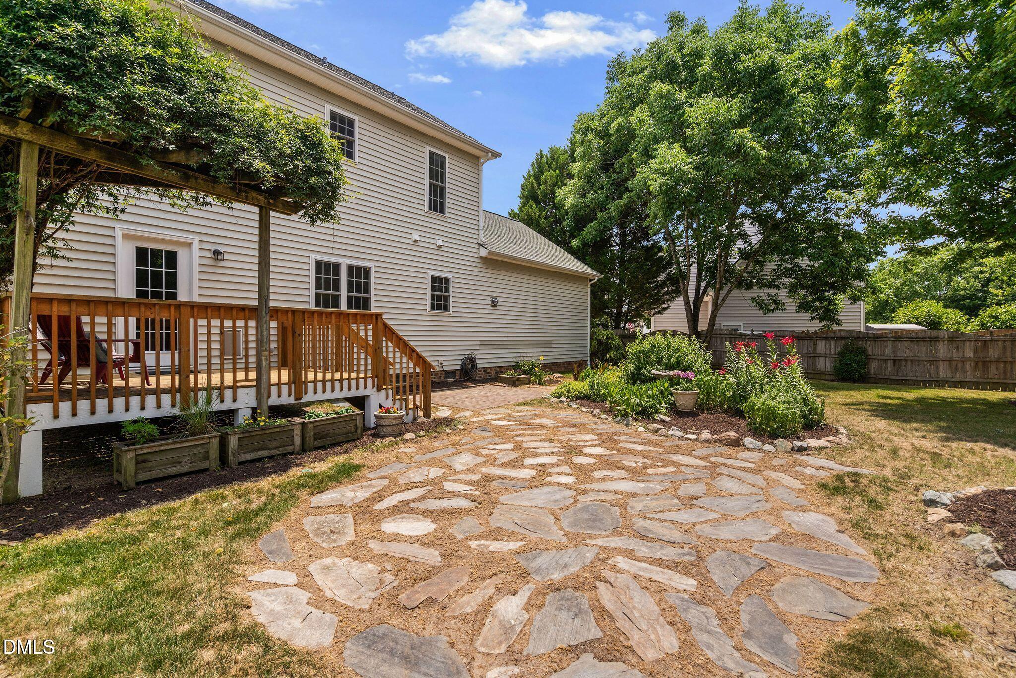 108 Grassy Ridge Court