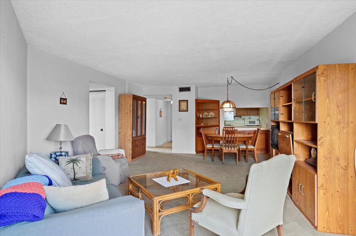 1880 N Congress Avenue Unit: 411