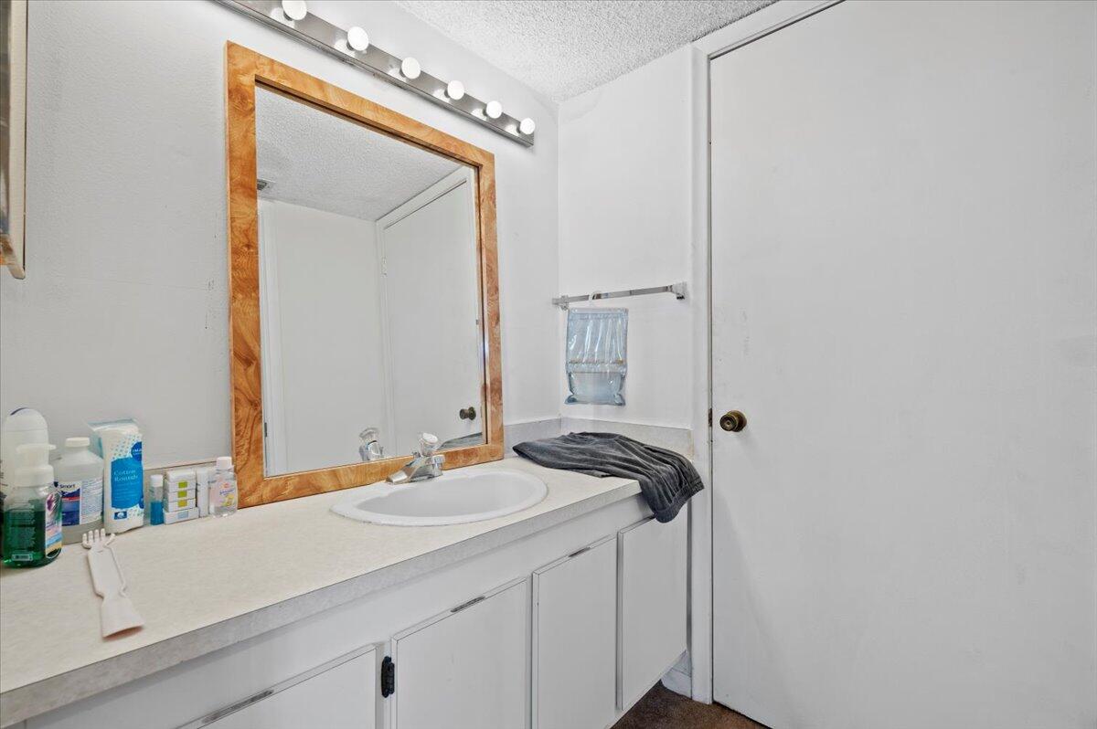 1880 N Congress Avenue Unit: 411