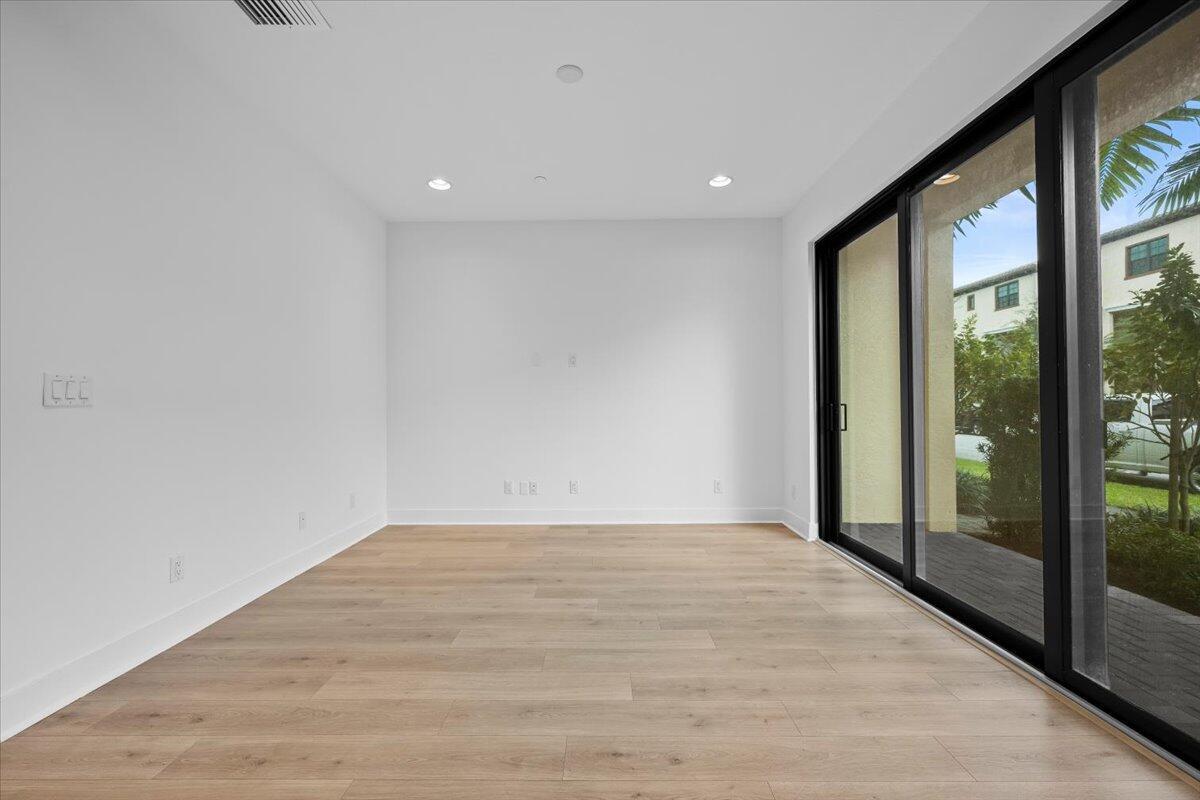5324 Sagan Lane