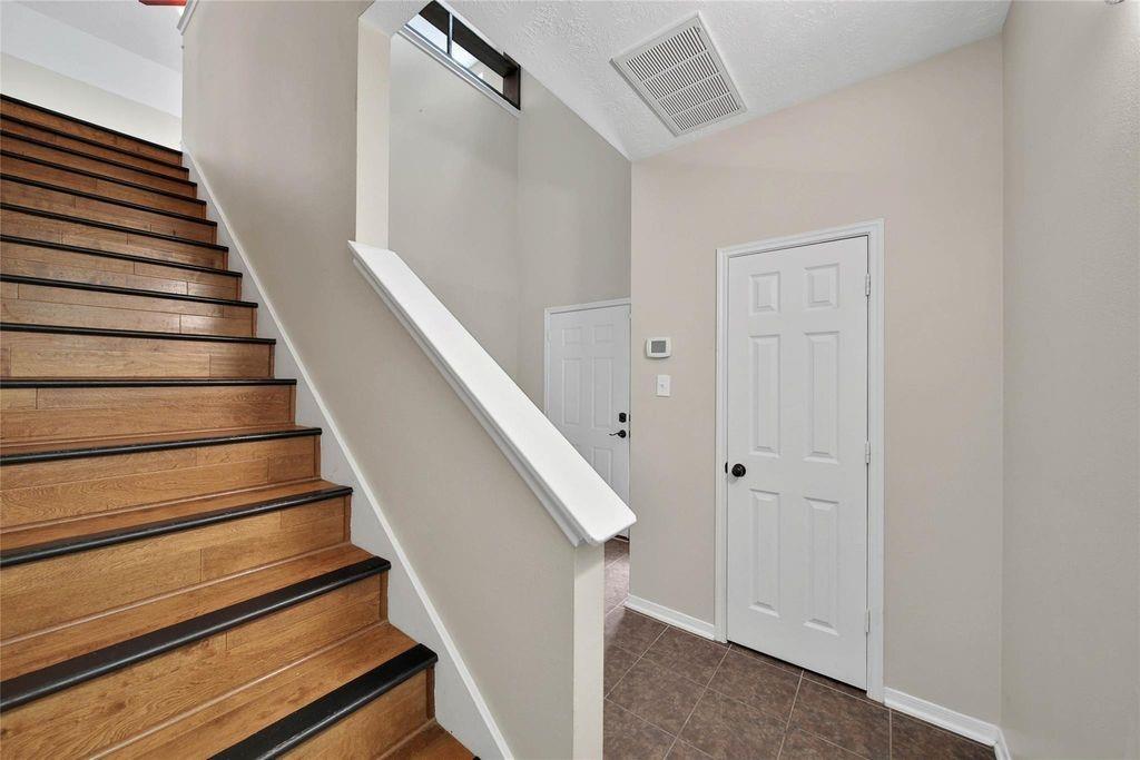 3323 Masters Point Drive
