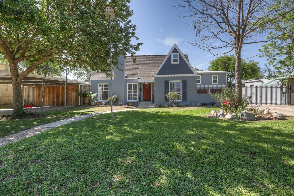 606 Avenue Of Oaks Street