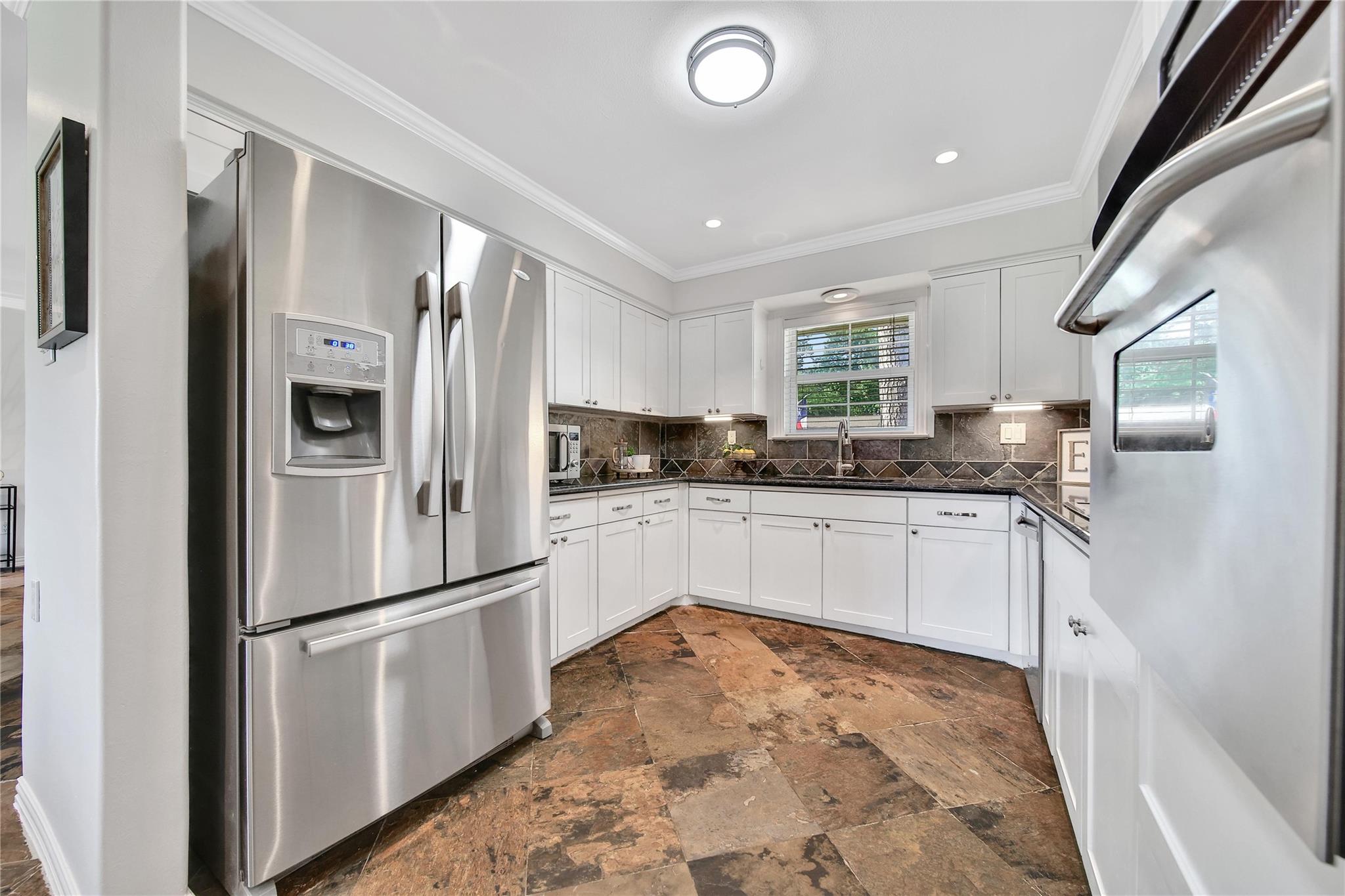 1146 Chamboard Lane