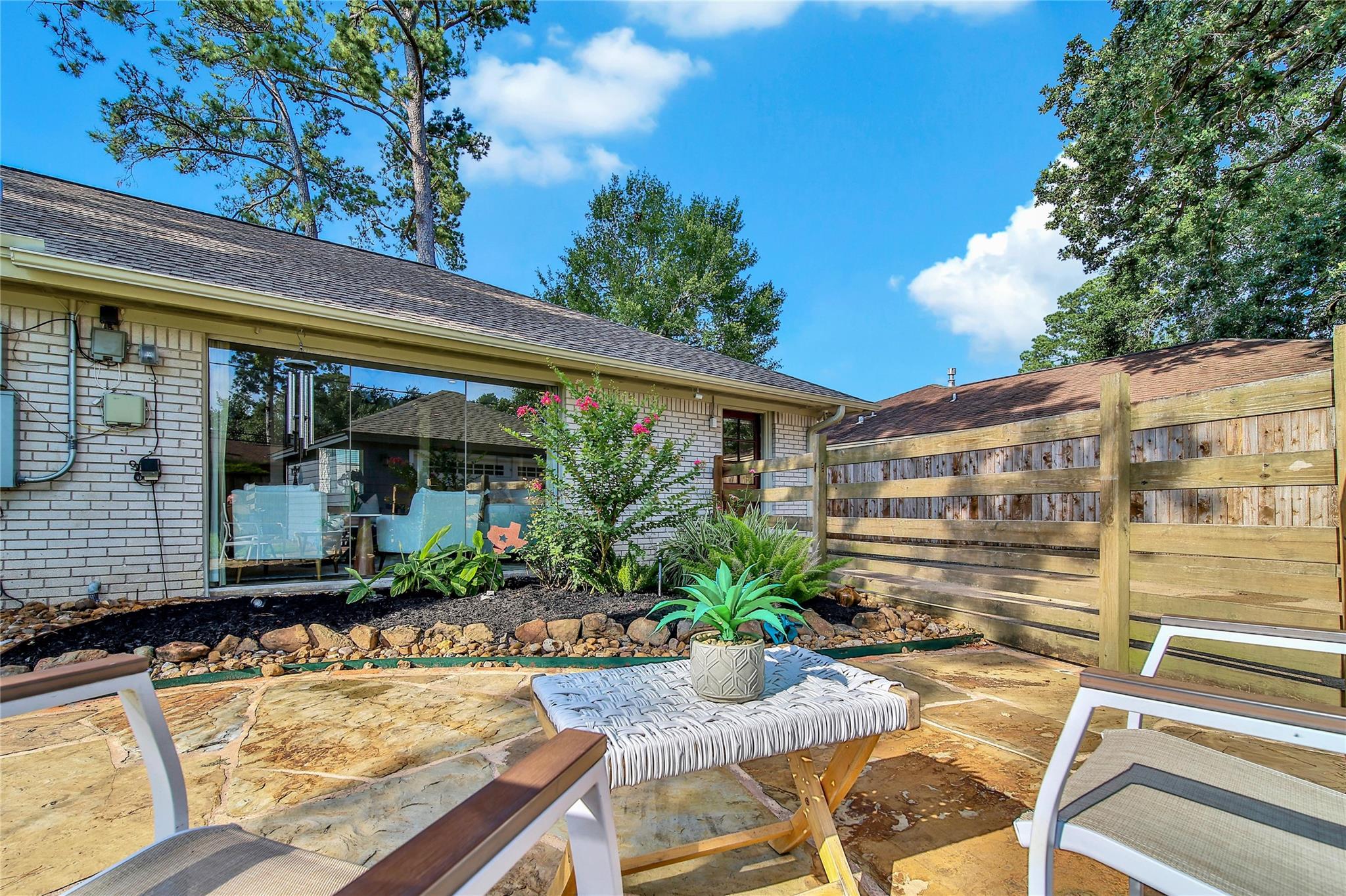 1146 Chamboard Lane