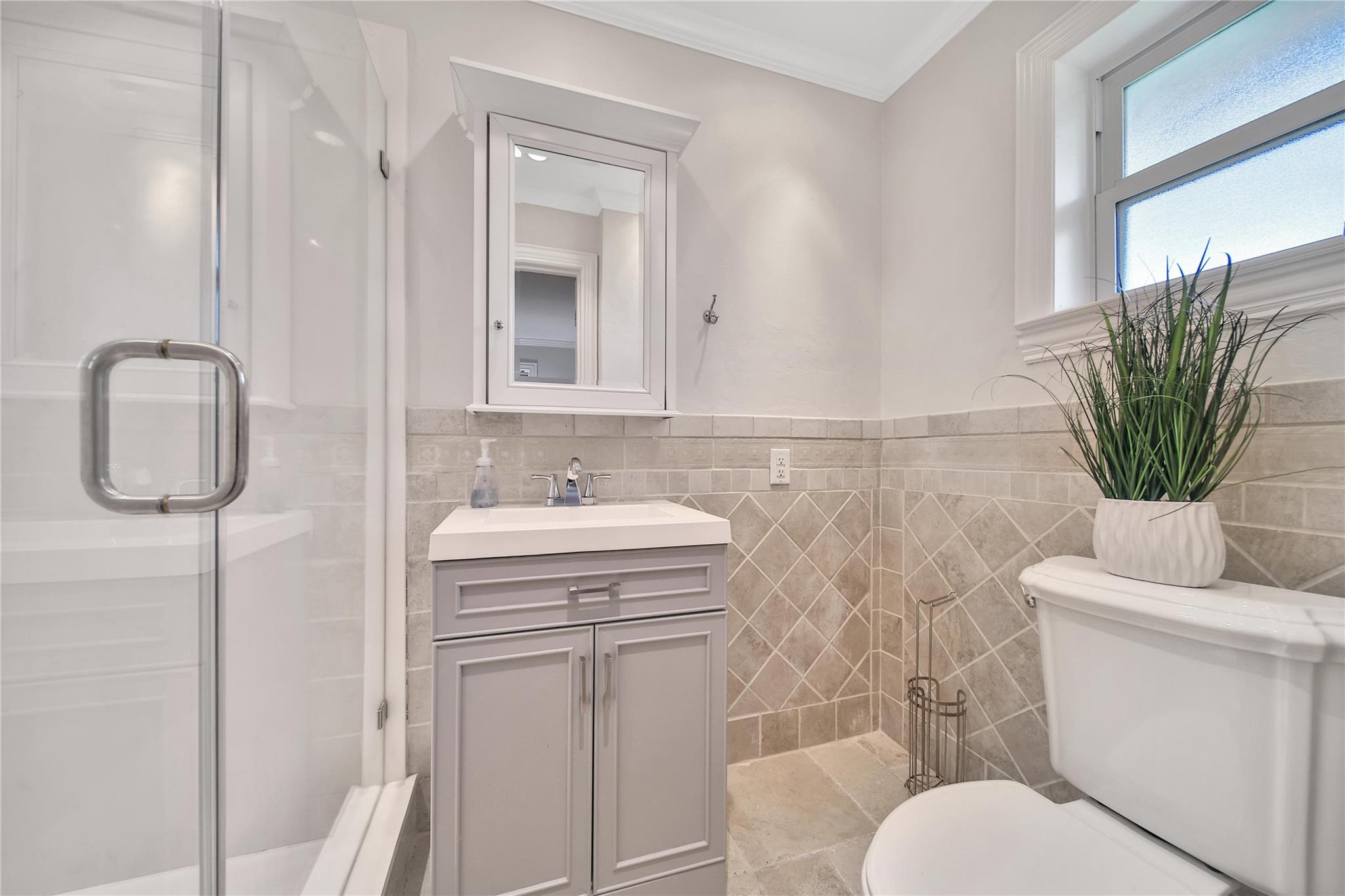 1146 Chamboard Lane