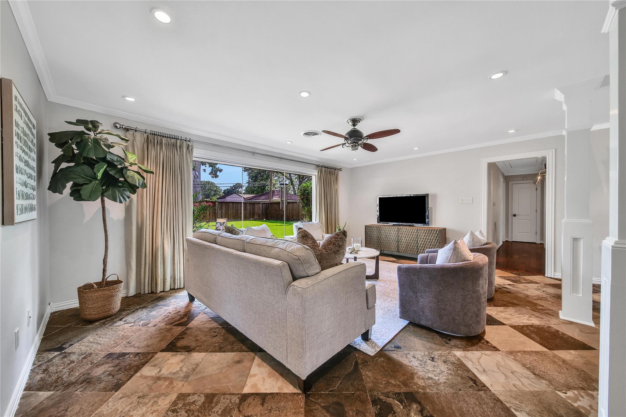 1146 Chamboard Lane