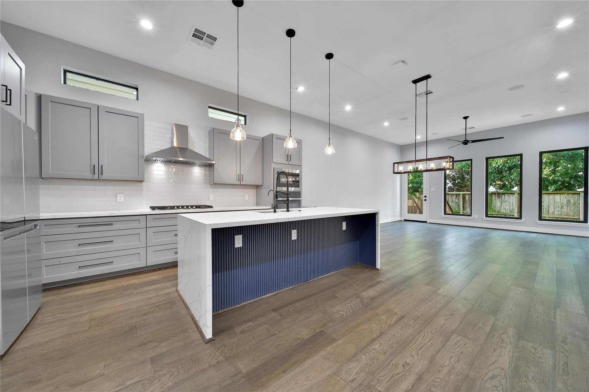 1212 E 29th Street