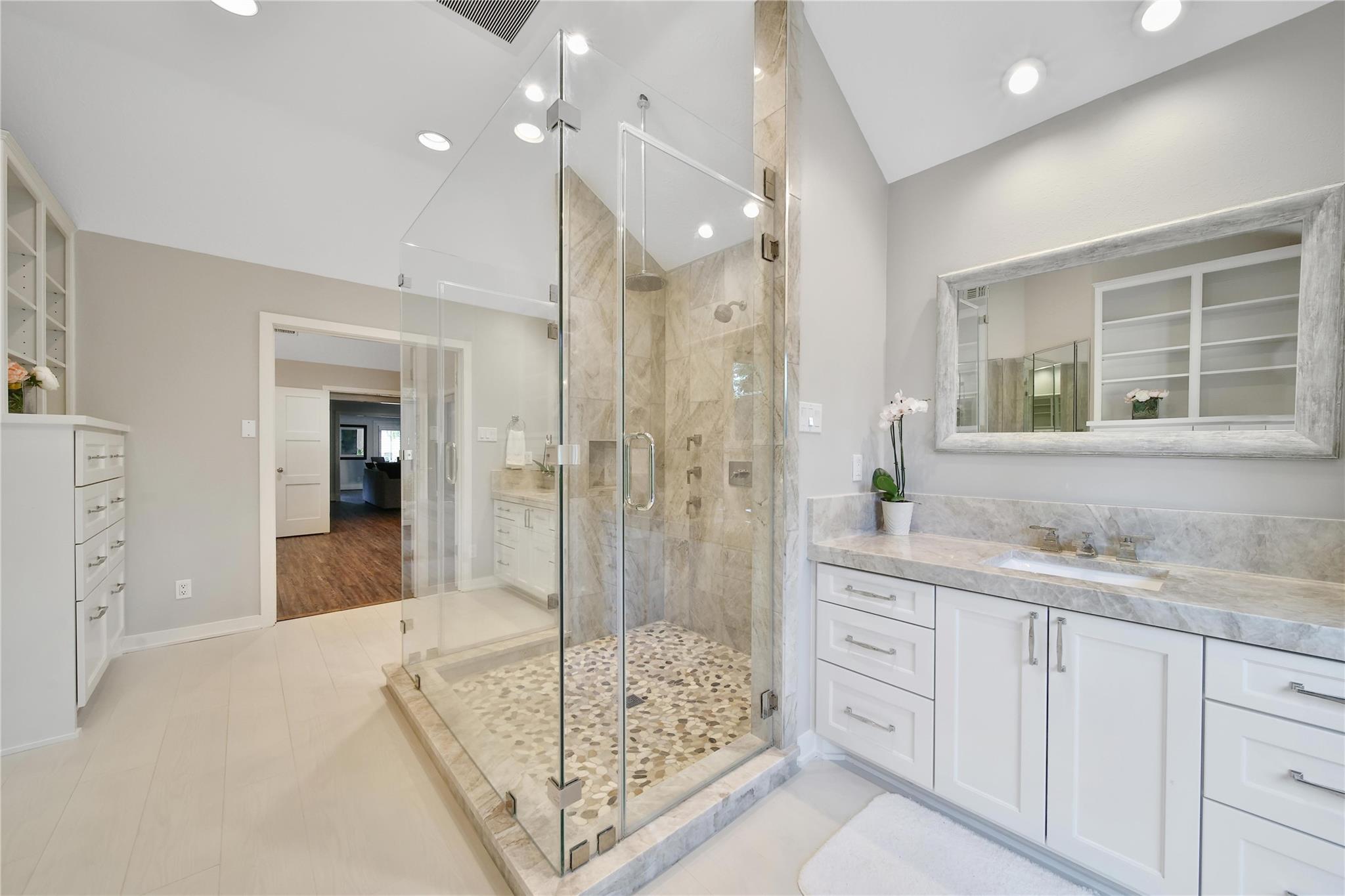 1010 Chamboard Lane