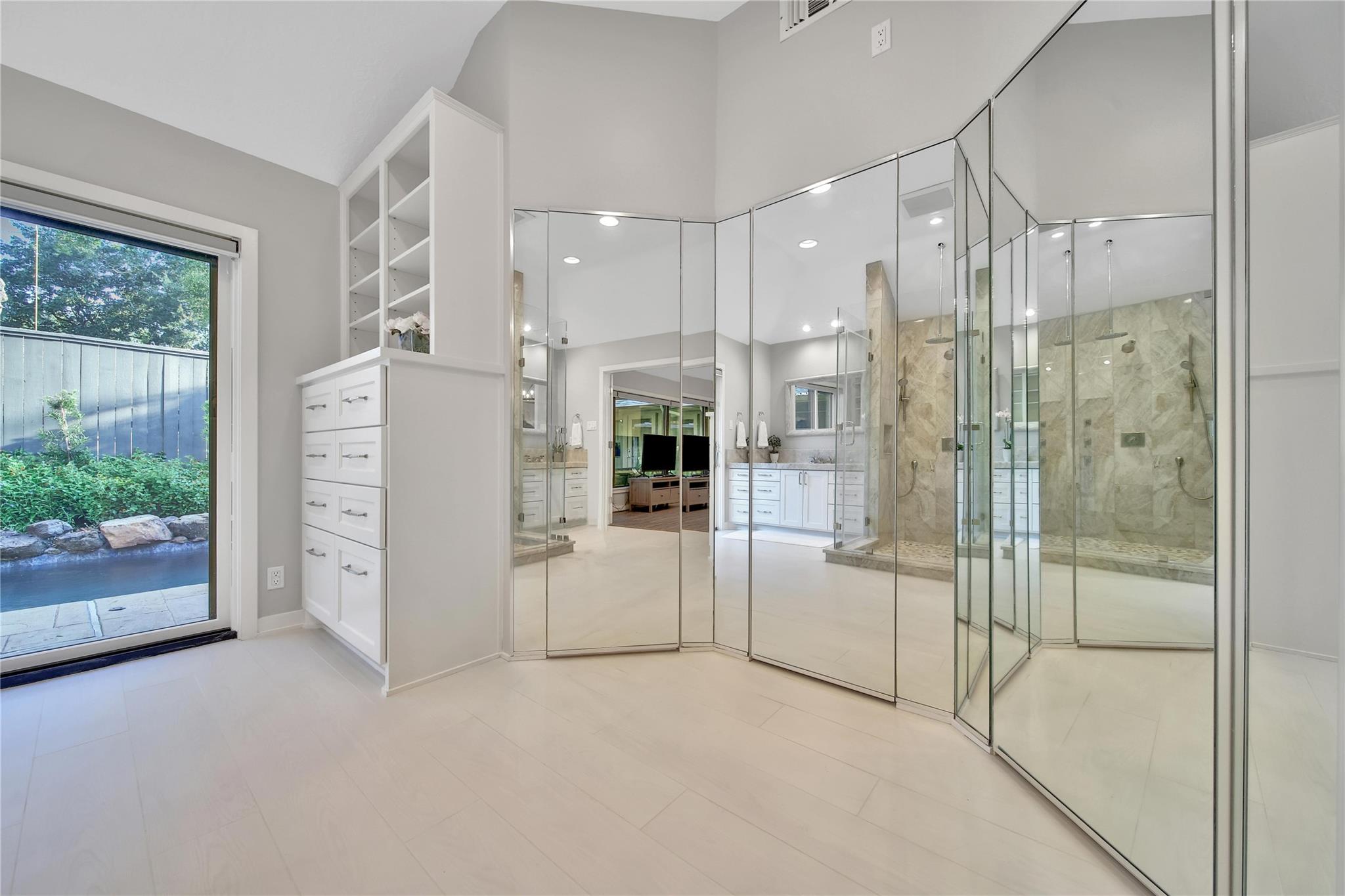 1010 Chamboard Lane