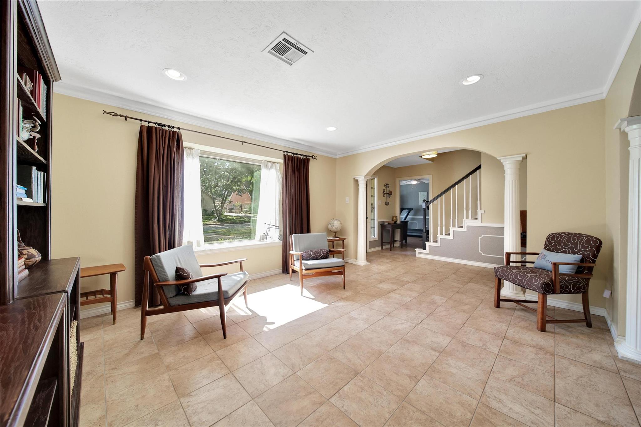 1012 Candlelight Lane