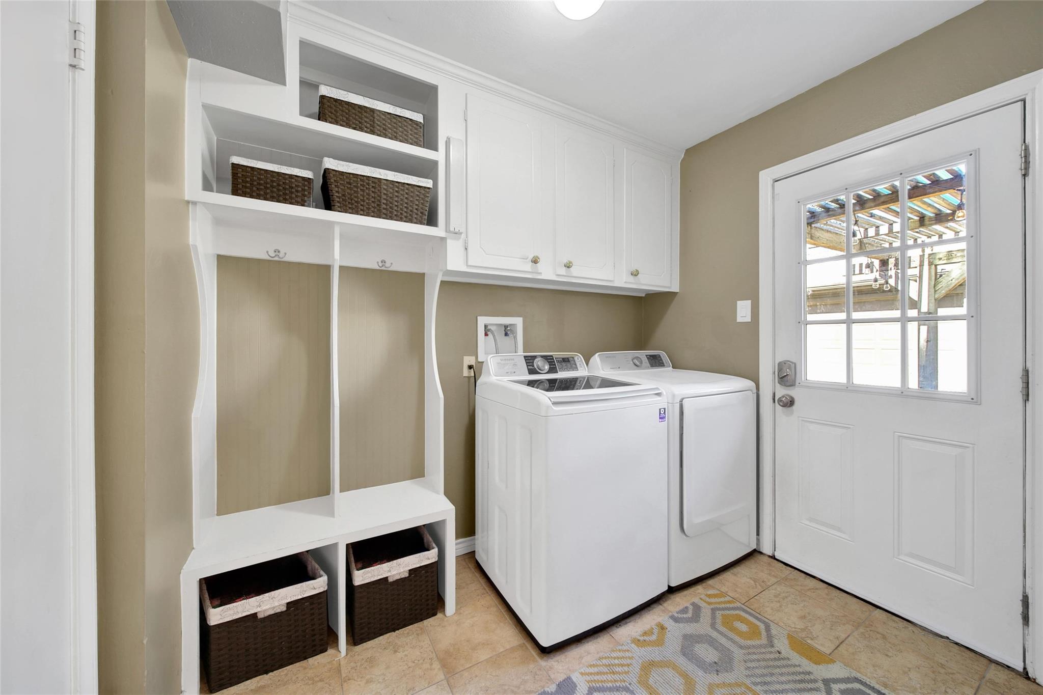 1012 Candlelight Lane