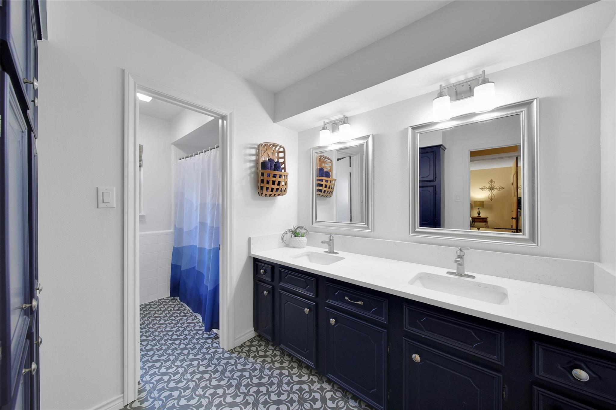 1012 Candlelight Lane