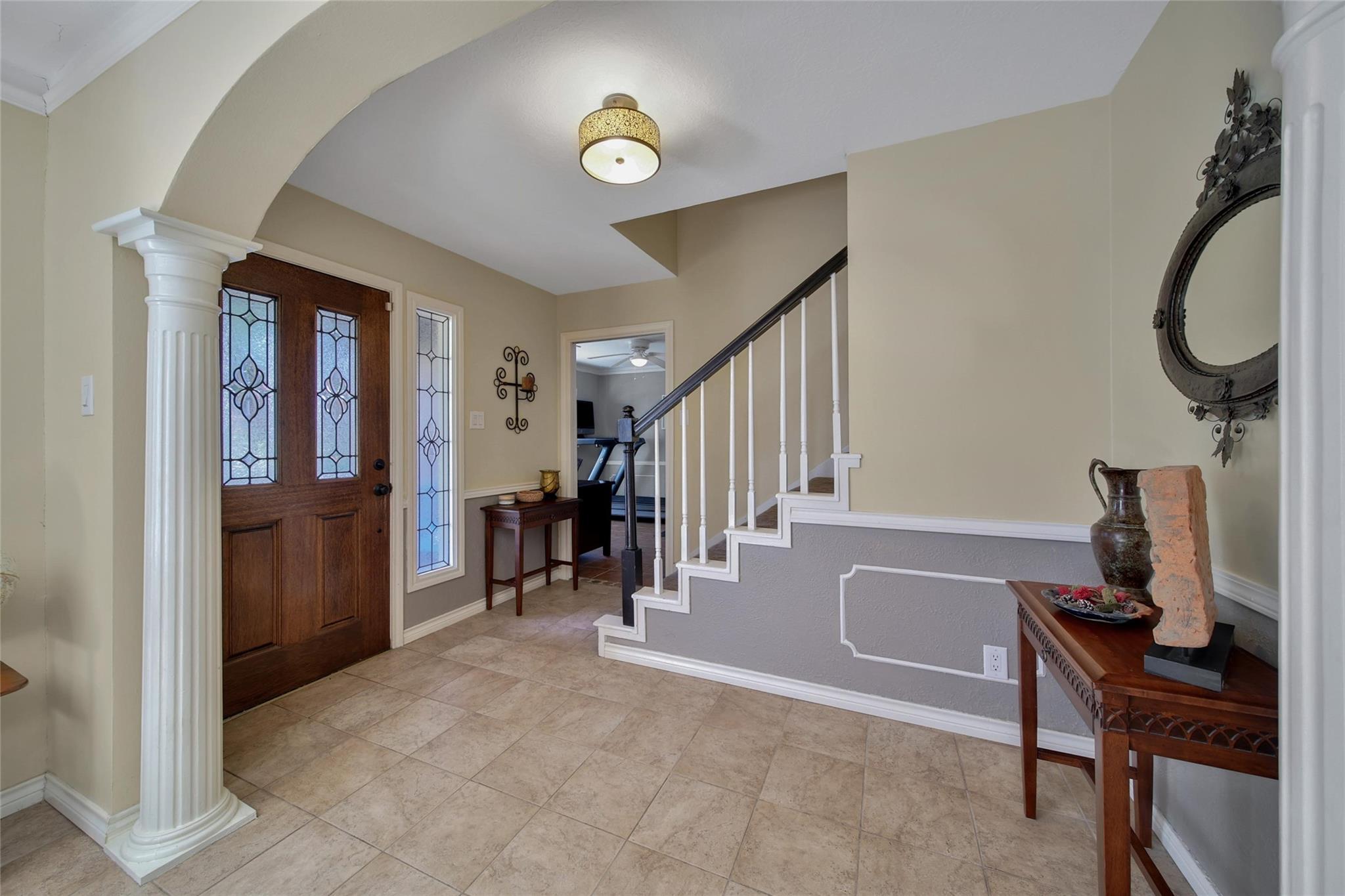 1012 Candlelight Lane