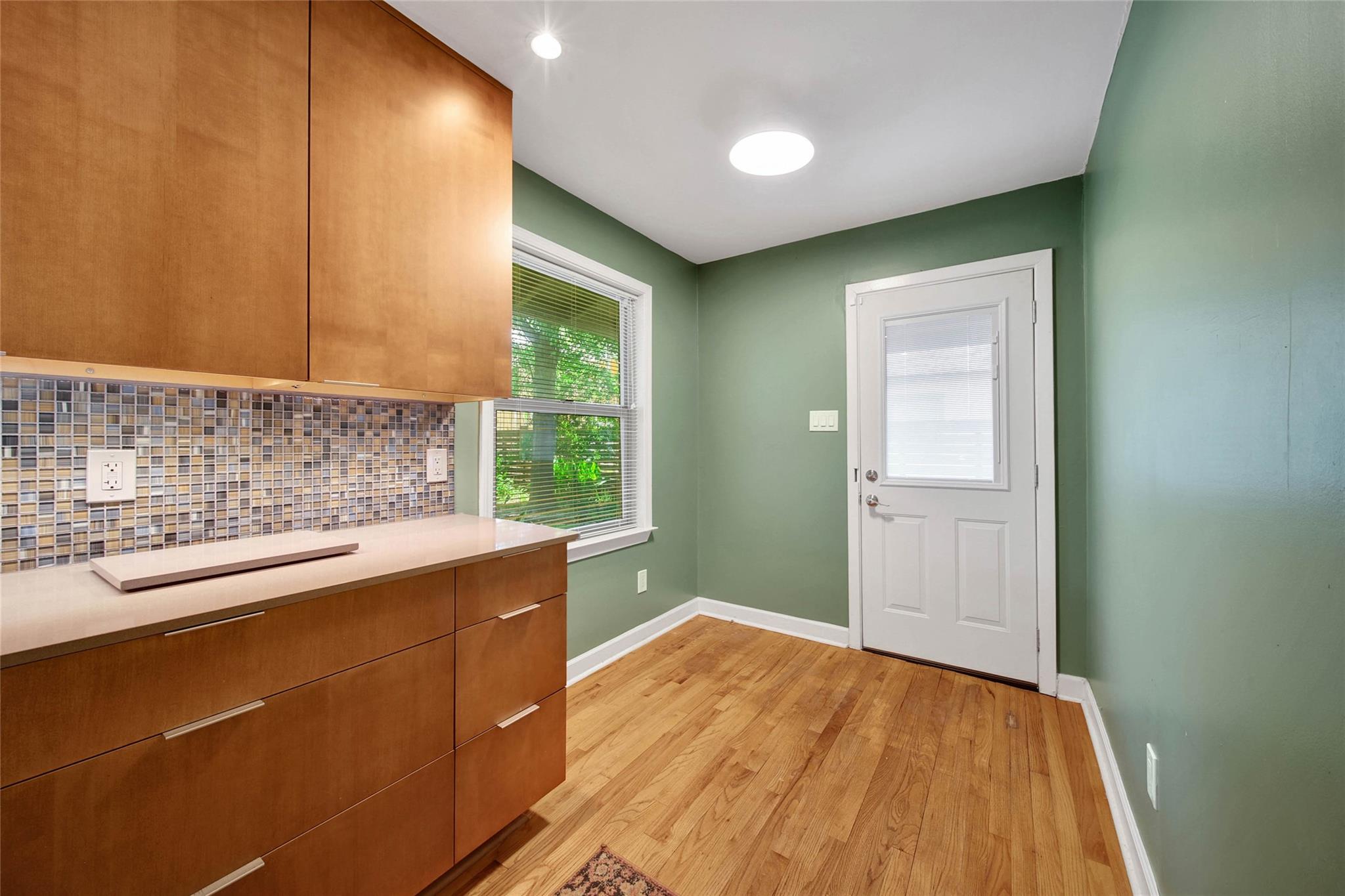 4401 Brookwoods Drive