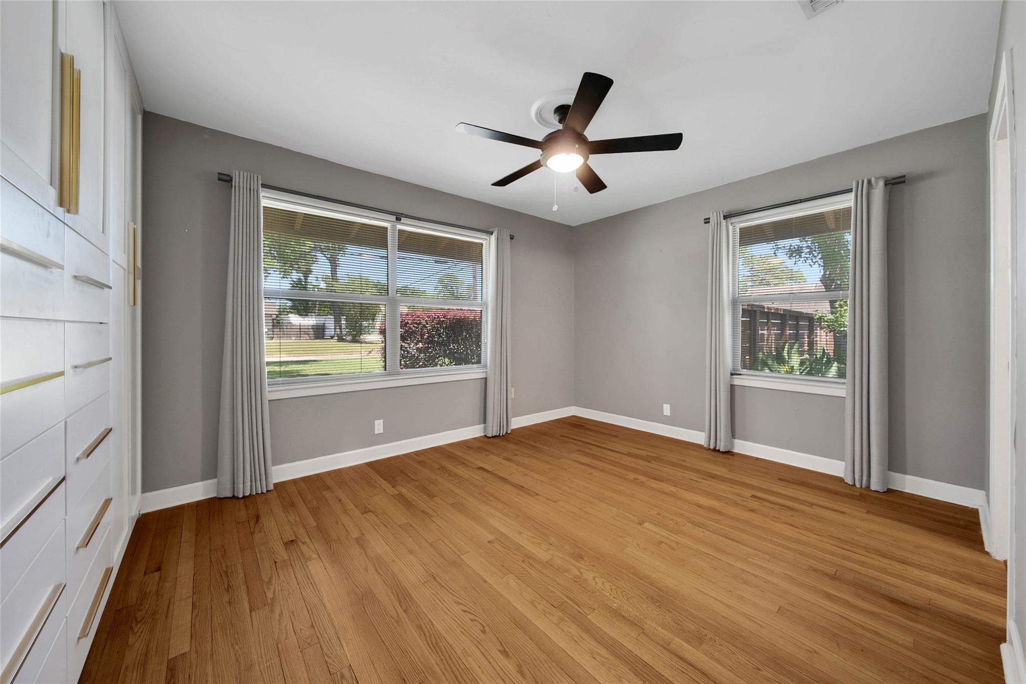 4401 Brookwoods Drive