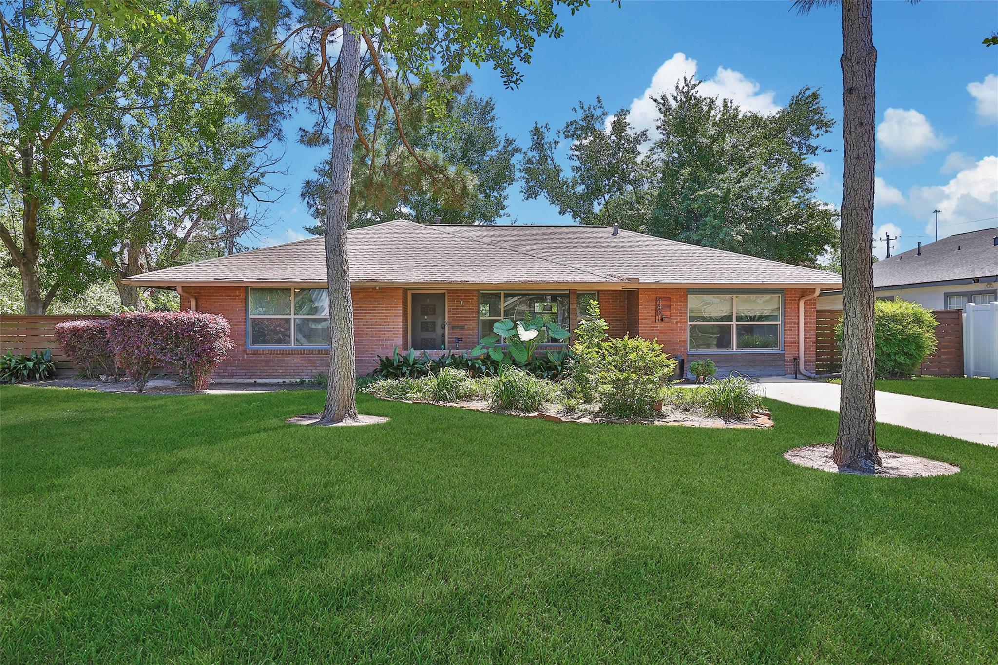 4401 Brookwoods Drive