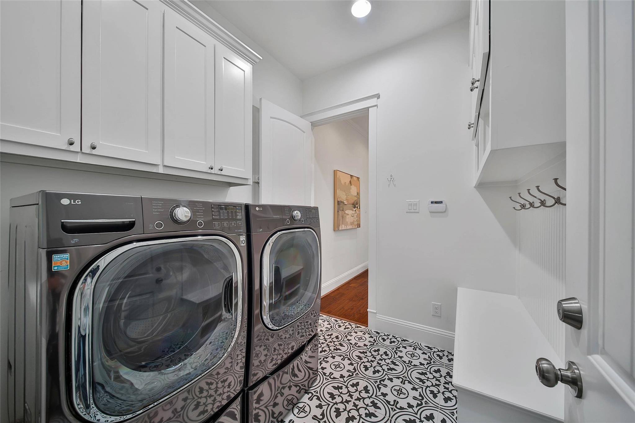 1236 Chamboard Lane