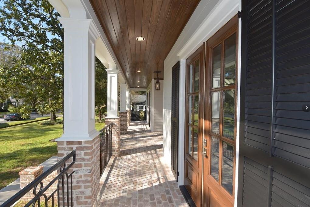 416 W 33rd Street