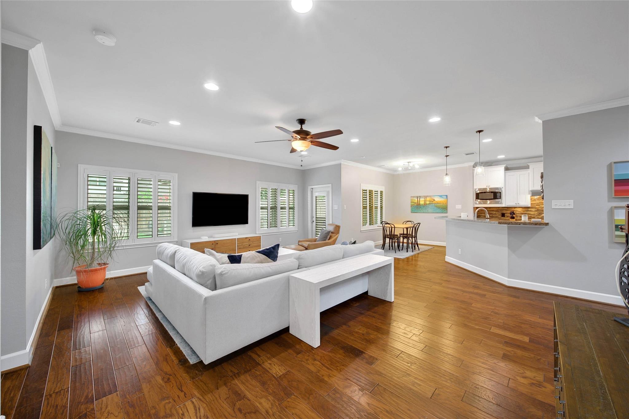 1642 Richelieu Lane