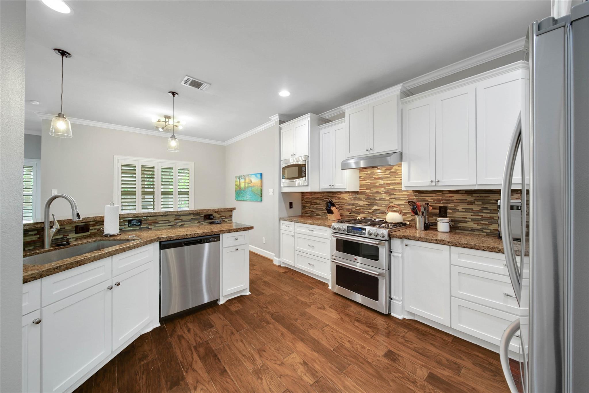 1642 Richelieu Lane