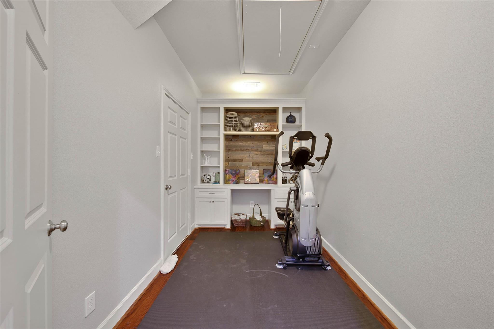 1642 Richelieu Lane