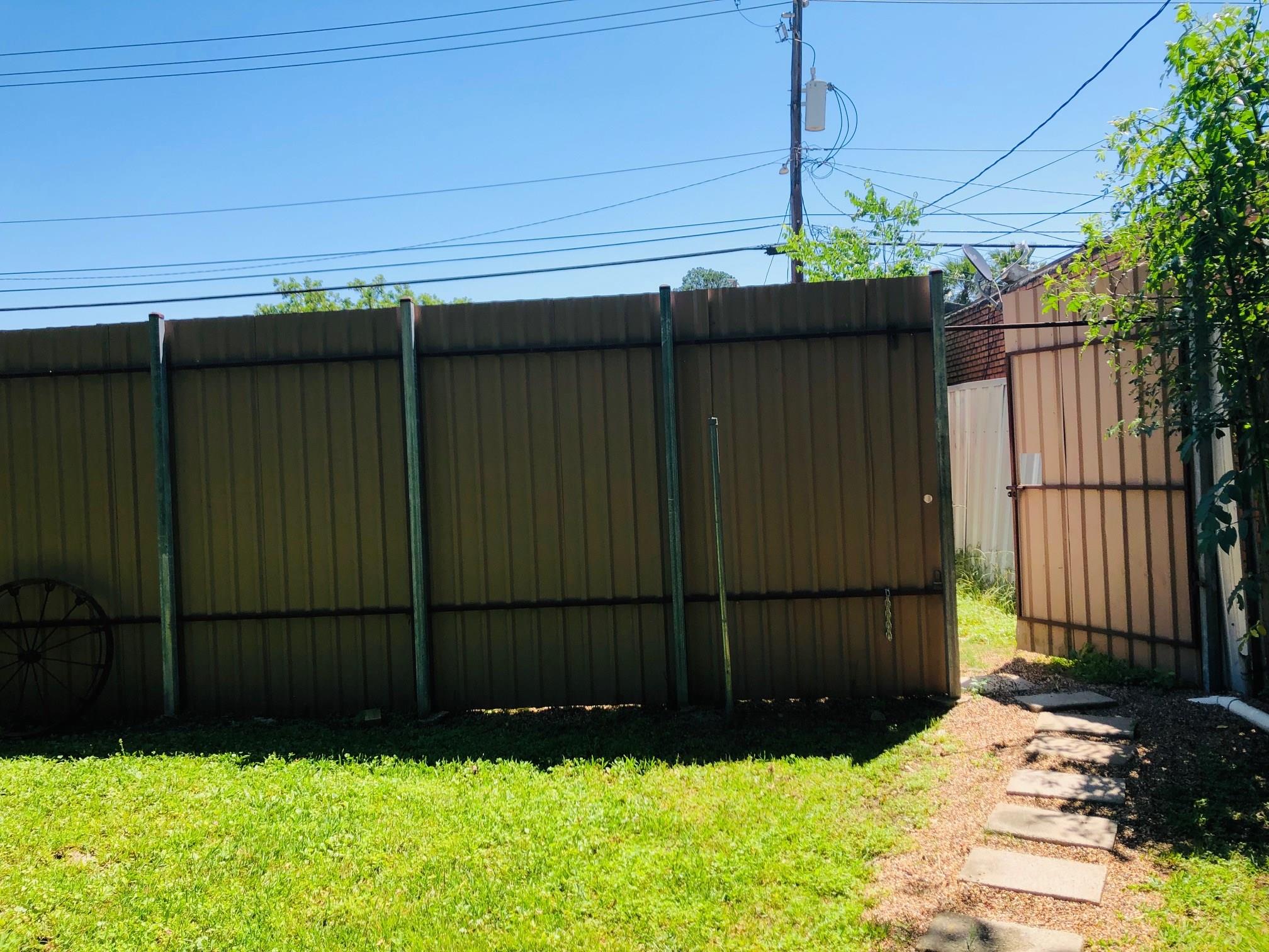 734-A Mcdaniel Street