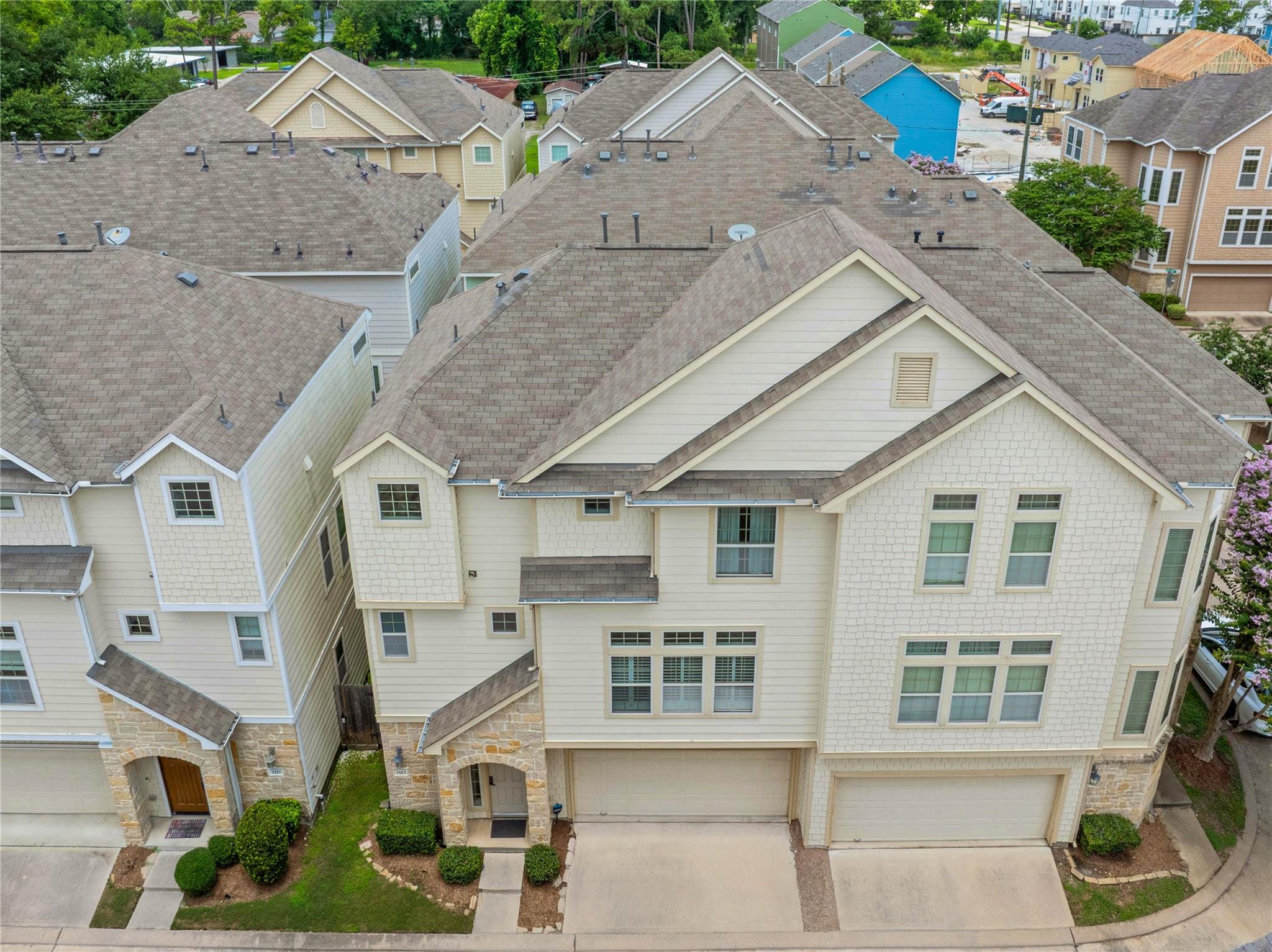 3323 Masters Point Drive