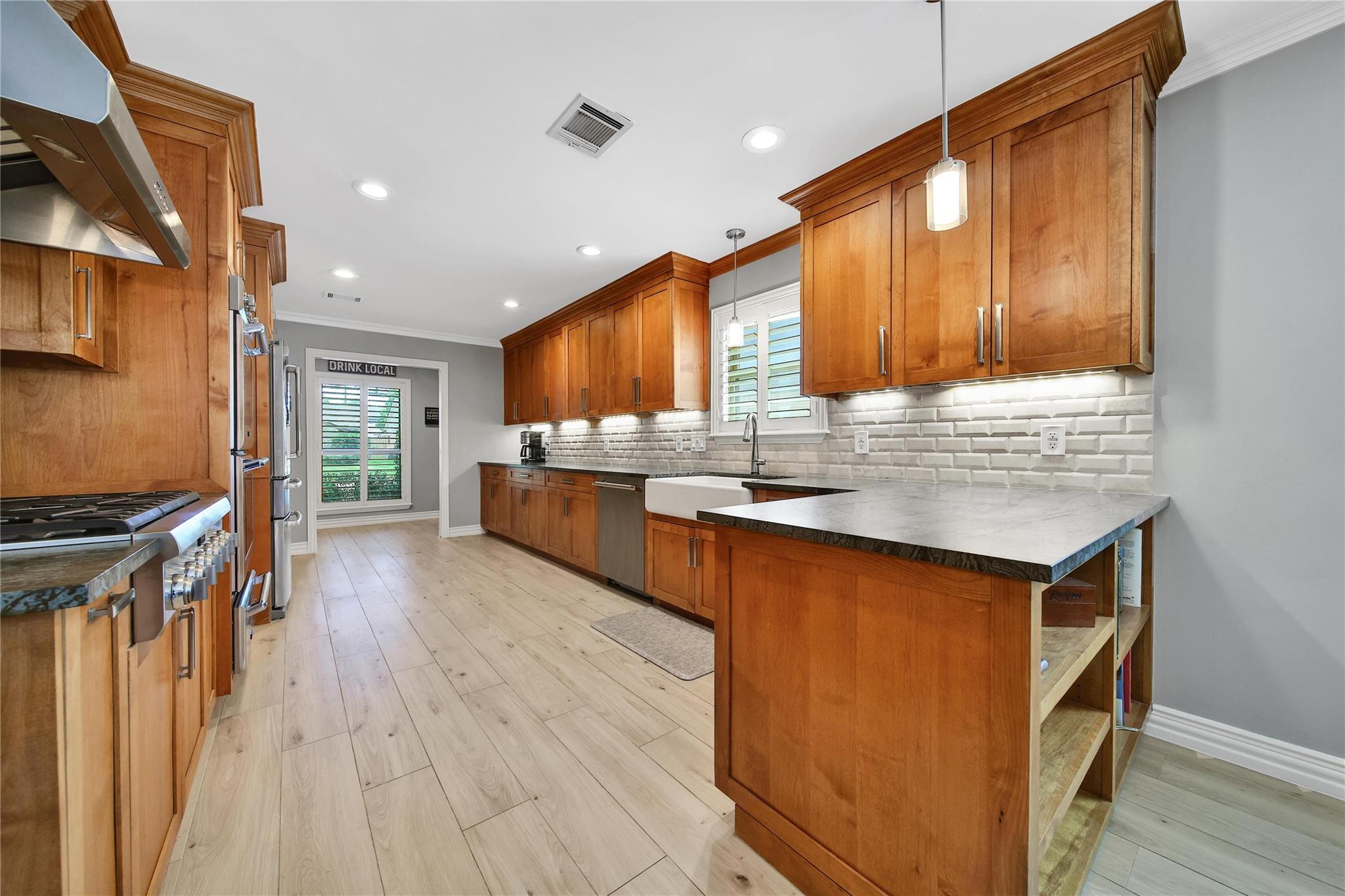 1014 Richelieu Lane