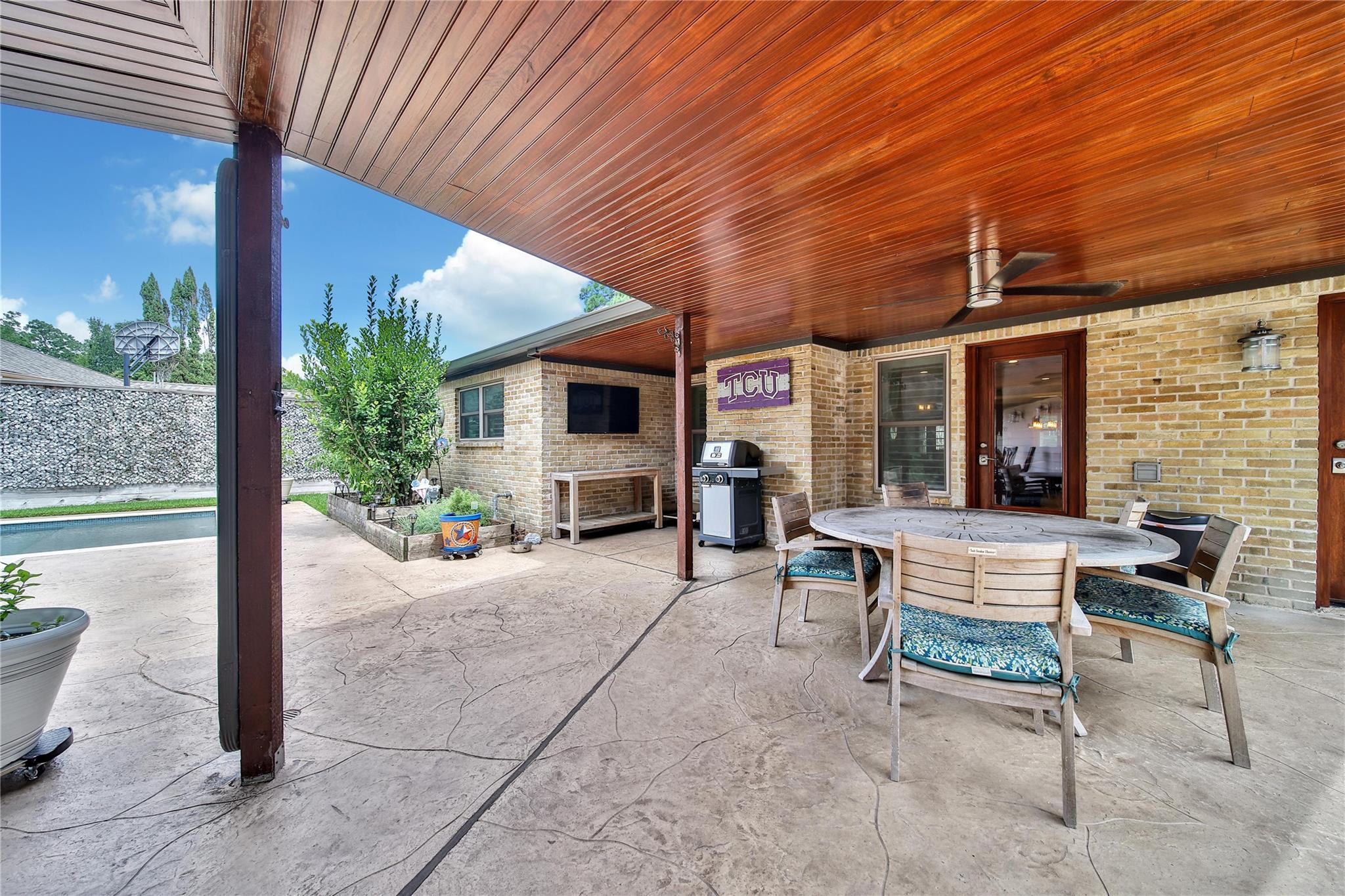 1014 Richelieu Lane