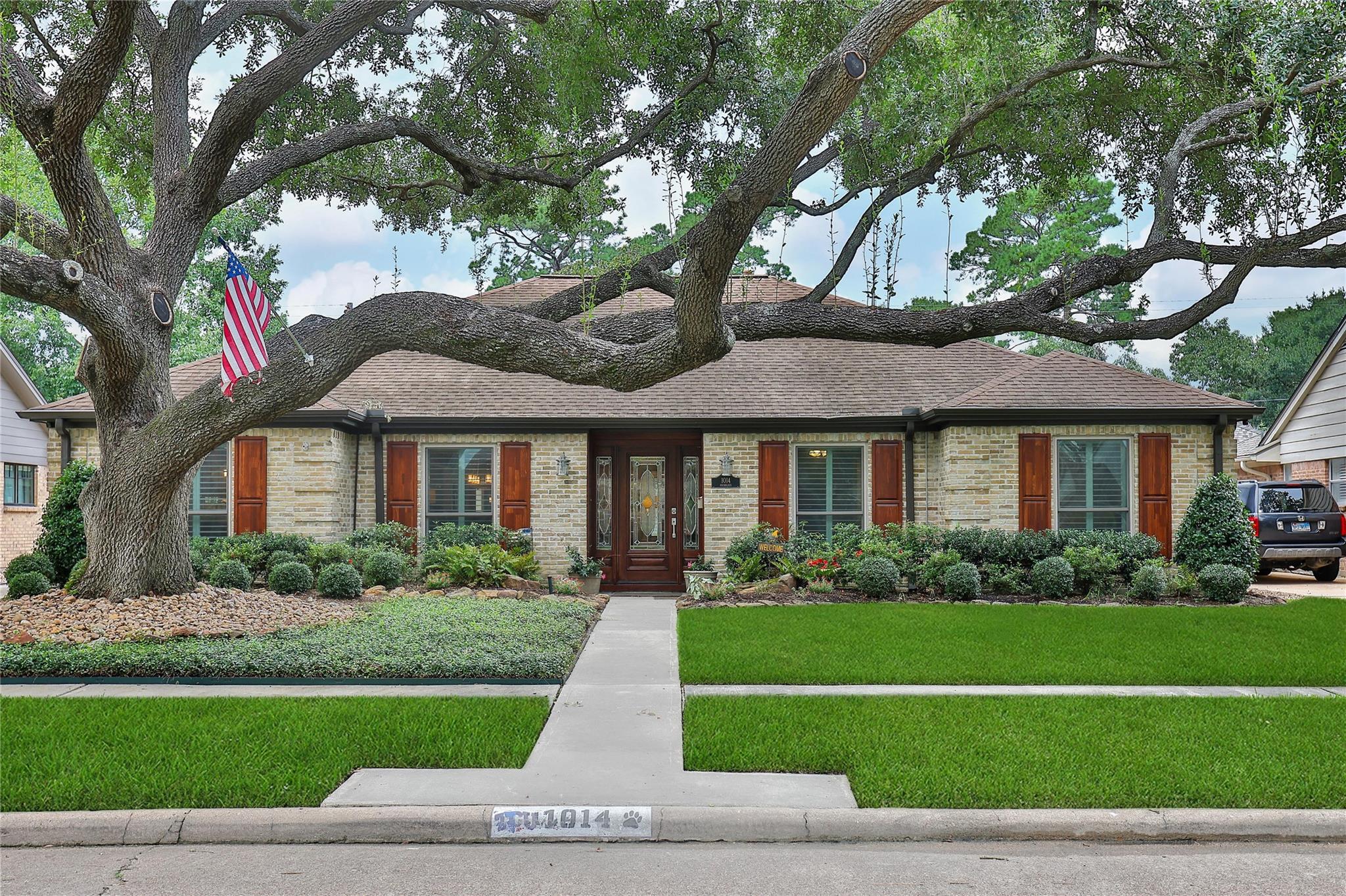 1014 Richelieu Lane