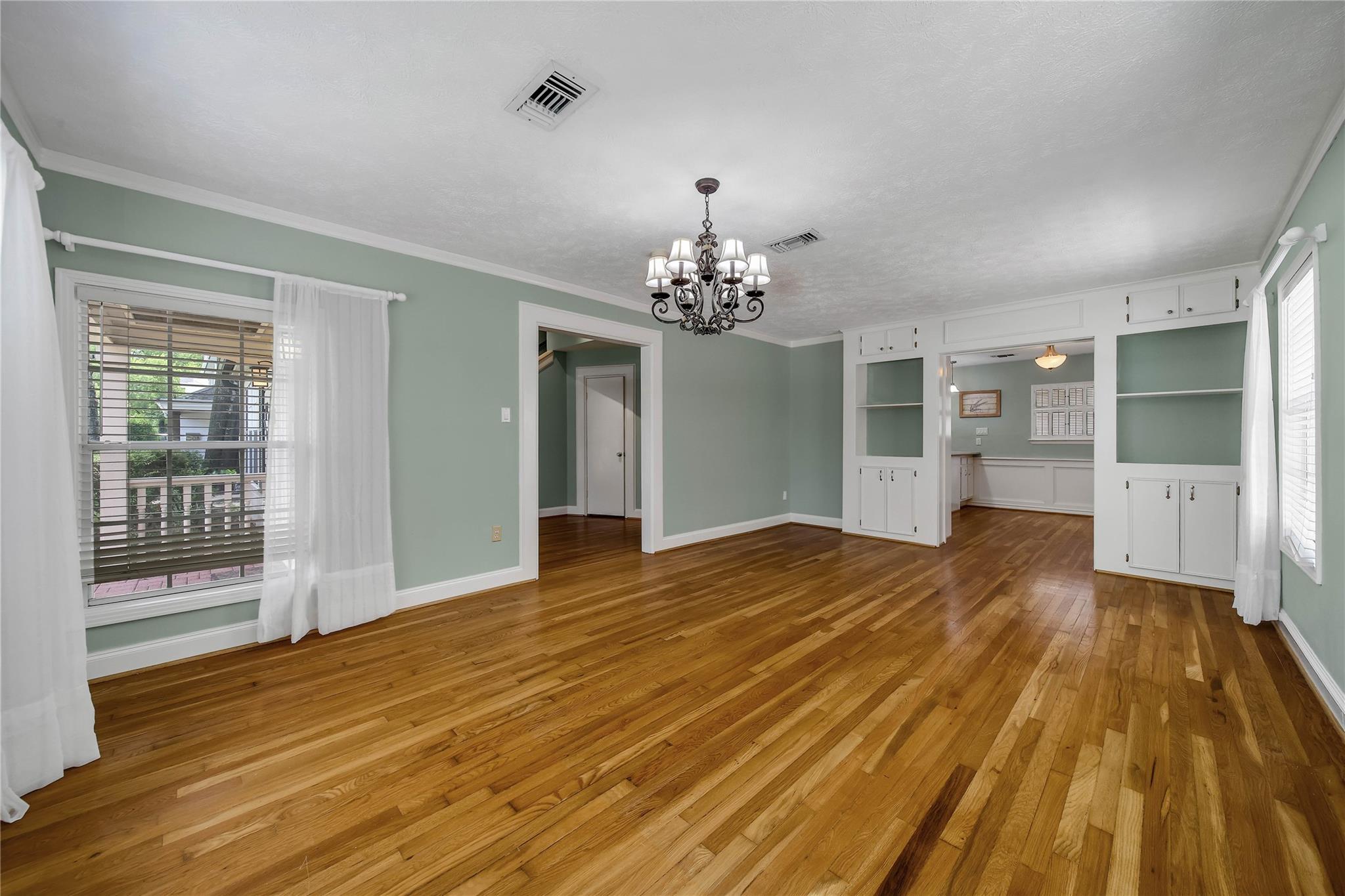 1583 Sue Barnett Drive