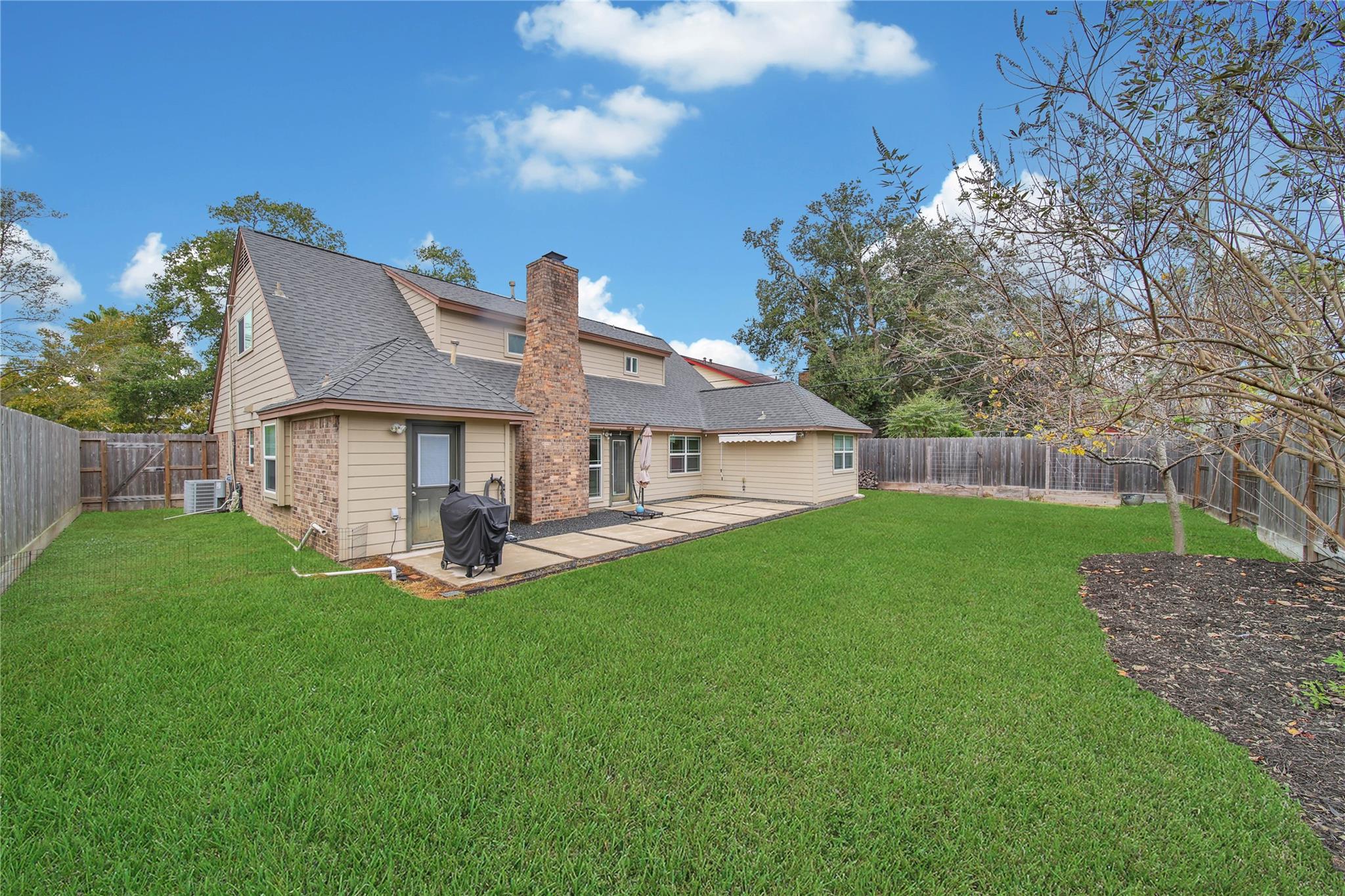1930 Shadowdale Drive